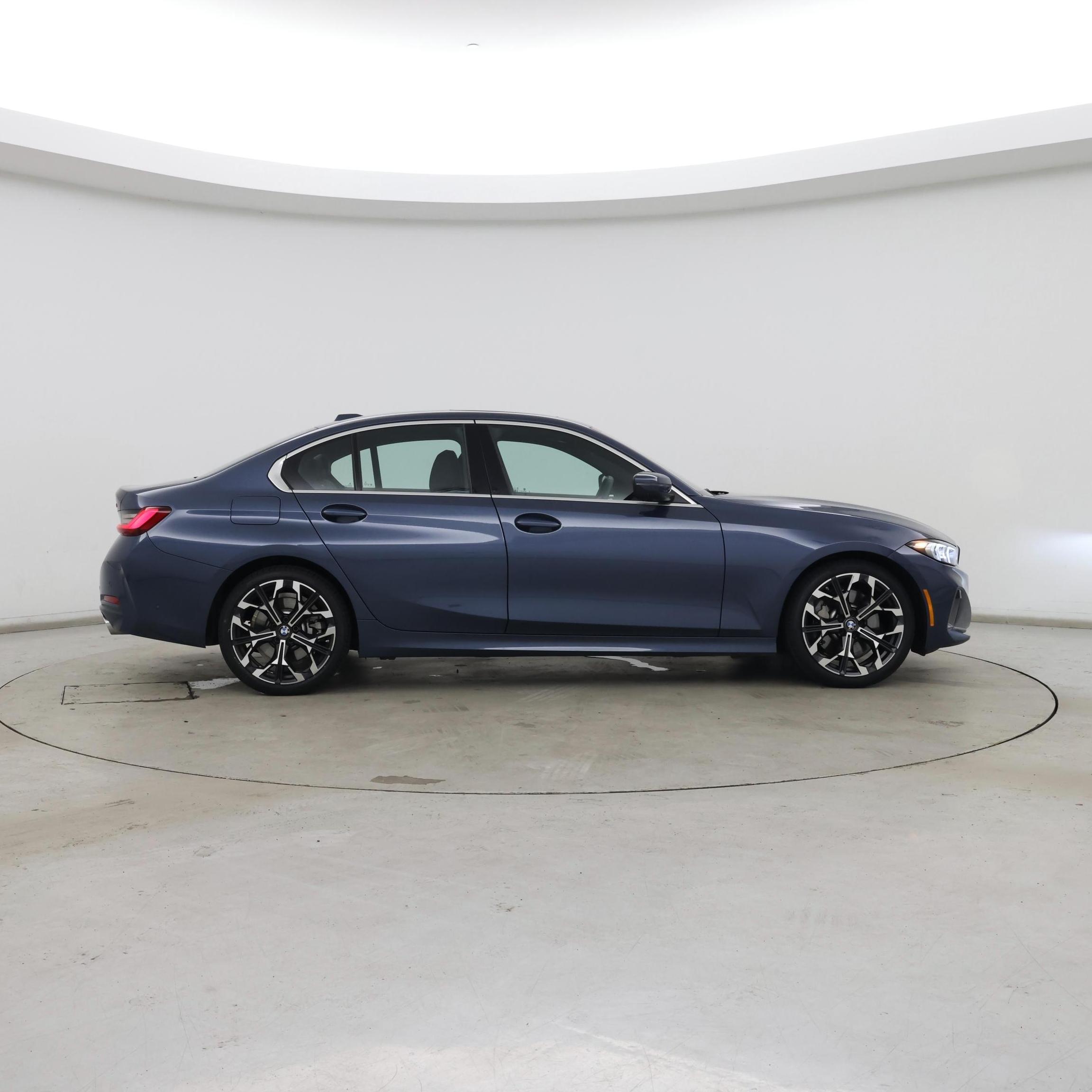 Thumbnail: 2025 BMW 3 Series - 7