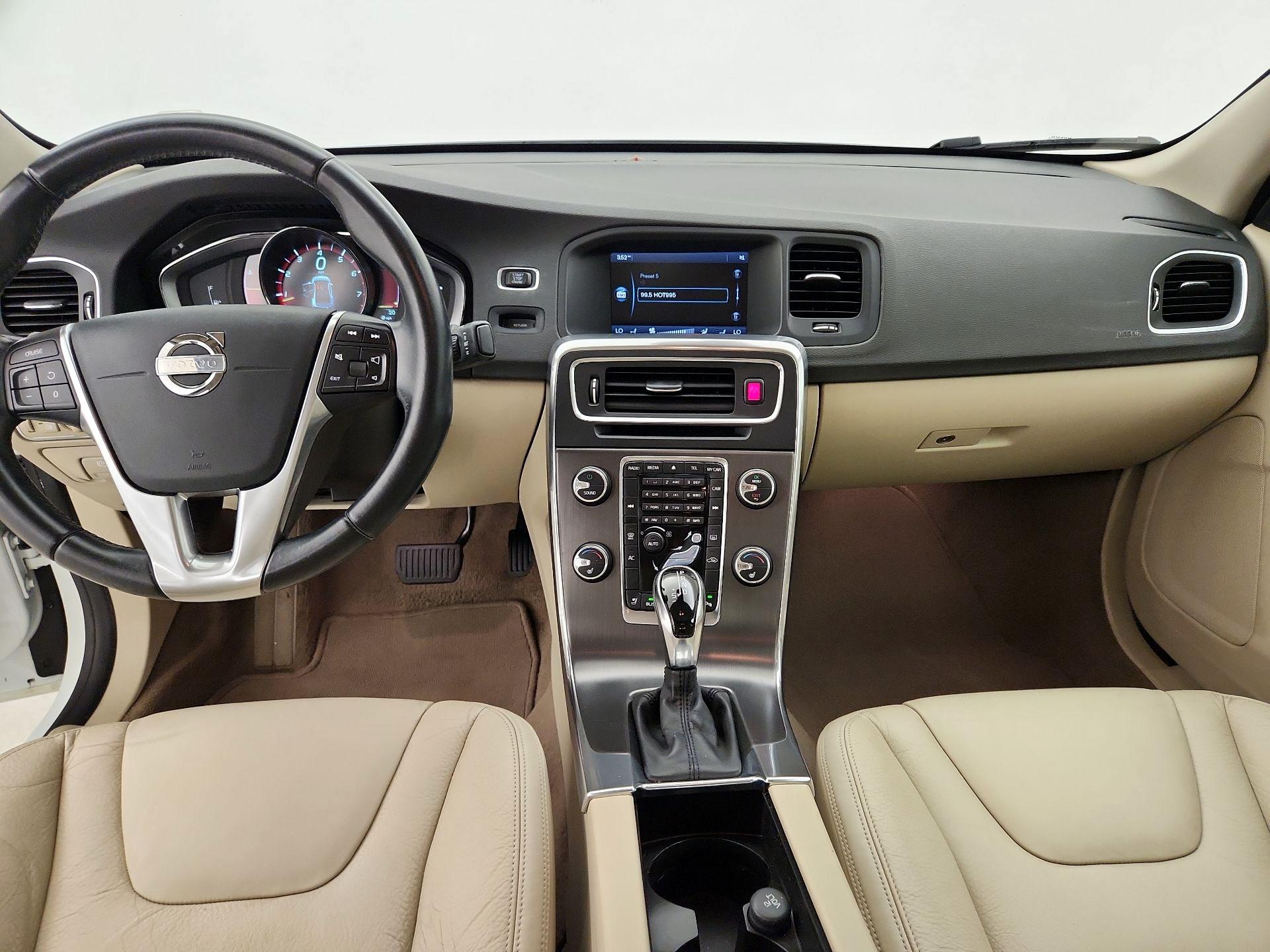 Thumbnail: 2014 Volvo S60 - 9