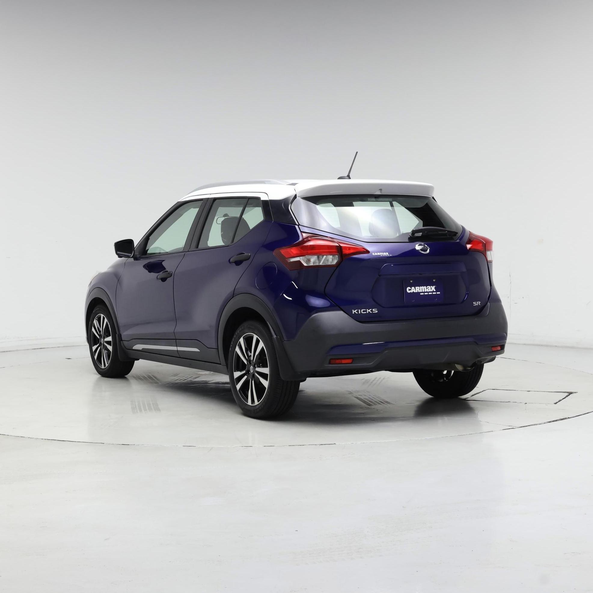Thumbnail: 2018 Nissan Kicks - 2