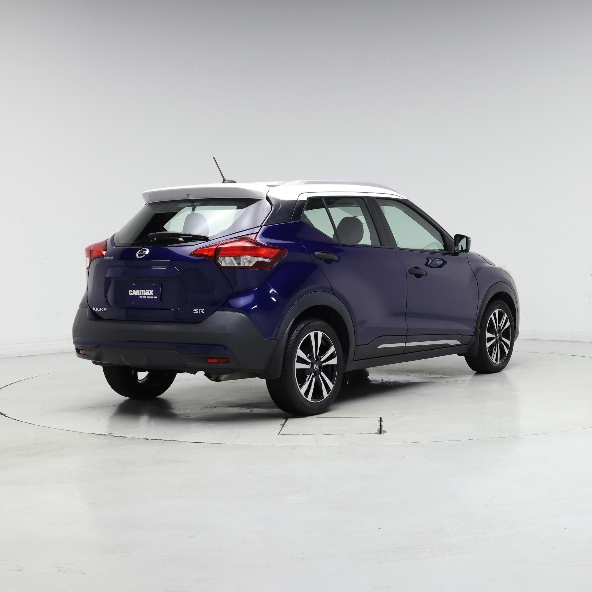 Thumbnail: 2018 Nissan Kicks - 8