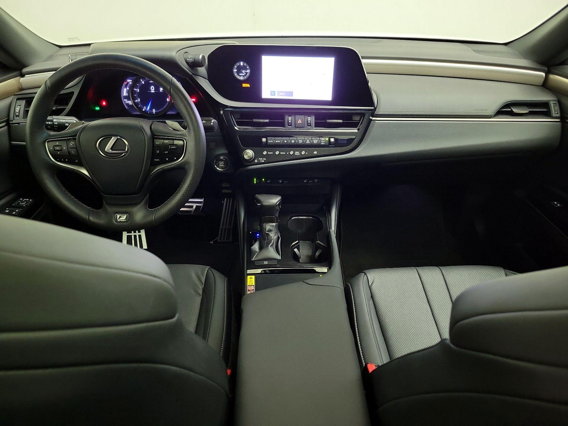 Thumbnail: 2023 Lexus ES - 9