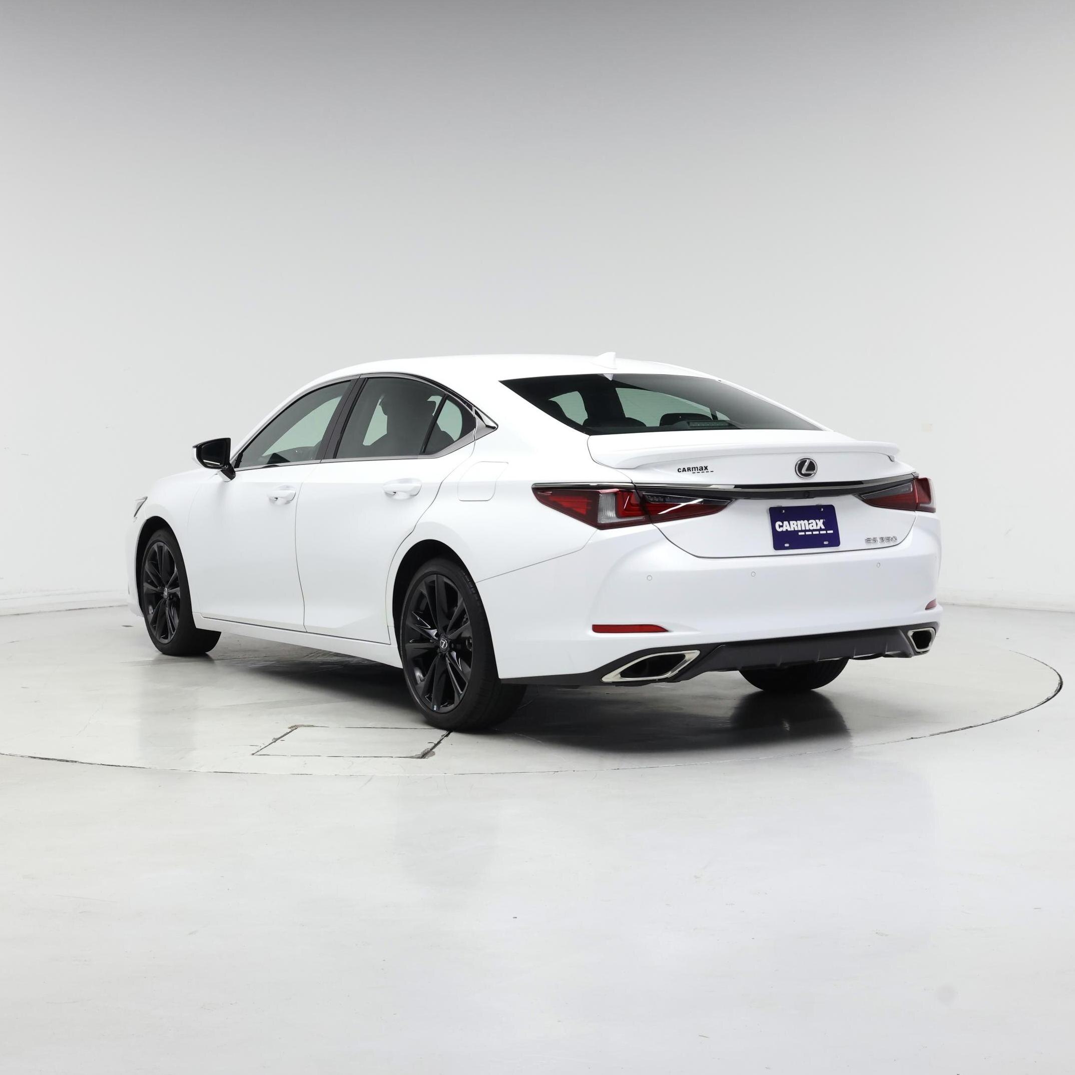 Thumbnail: 2023 Lexus ES - 2