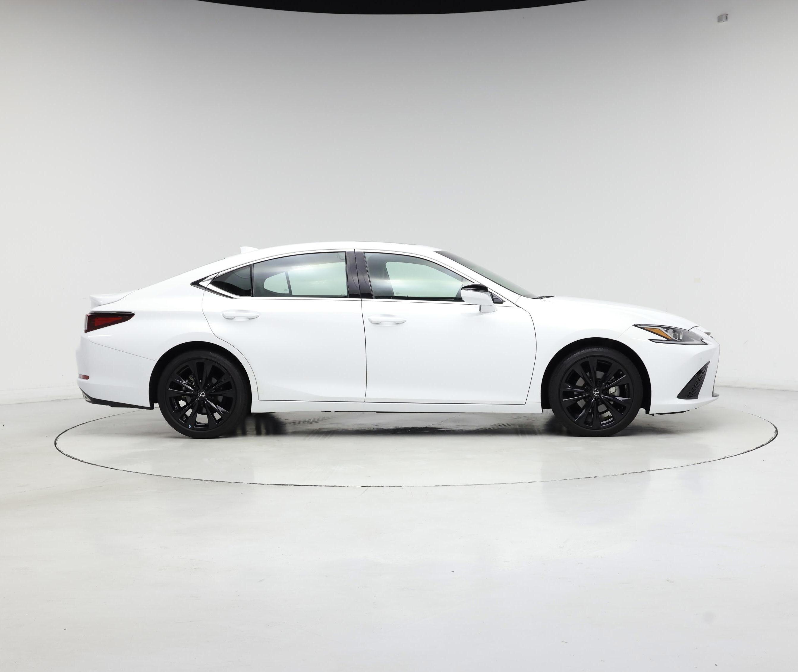 Thumbnail: 2023 Lexus ES - 7
