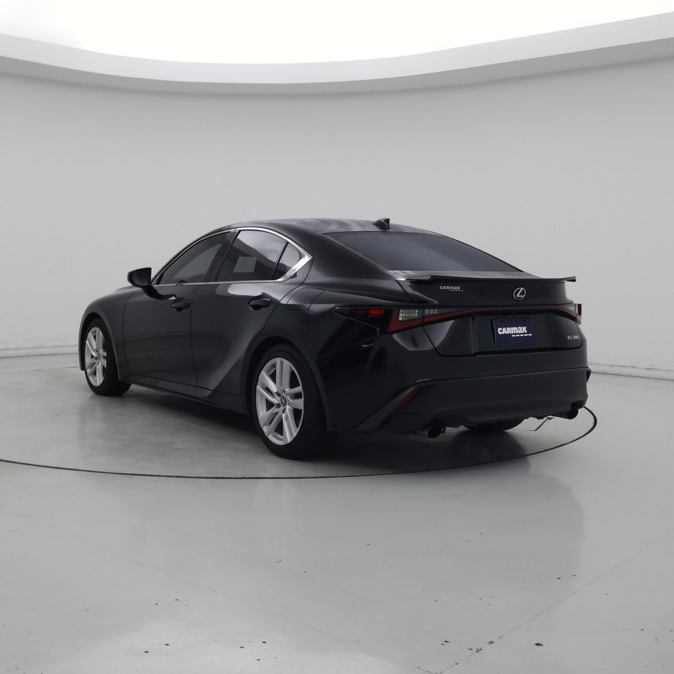 Thumbnail: 2022 Lexus IS - 2