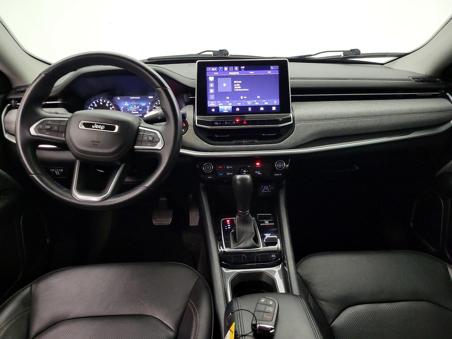 Thumbnail: 2022 Jeep Compass - 9