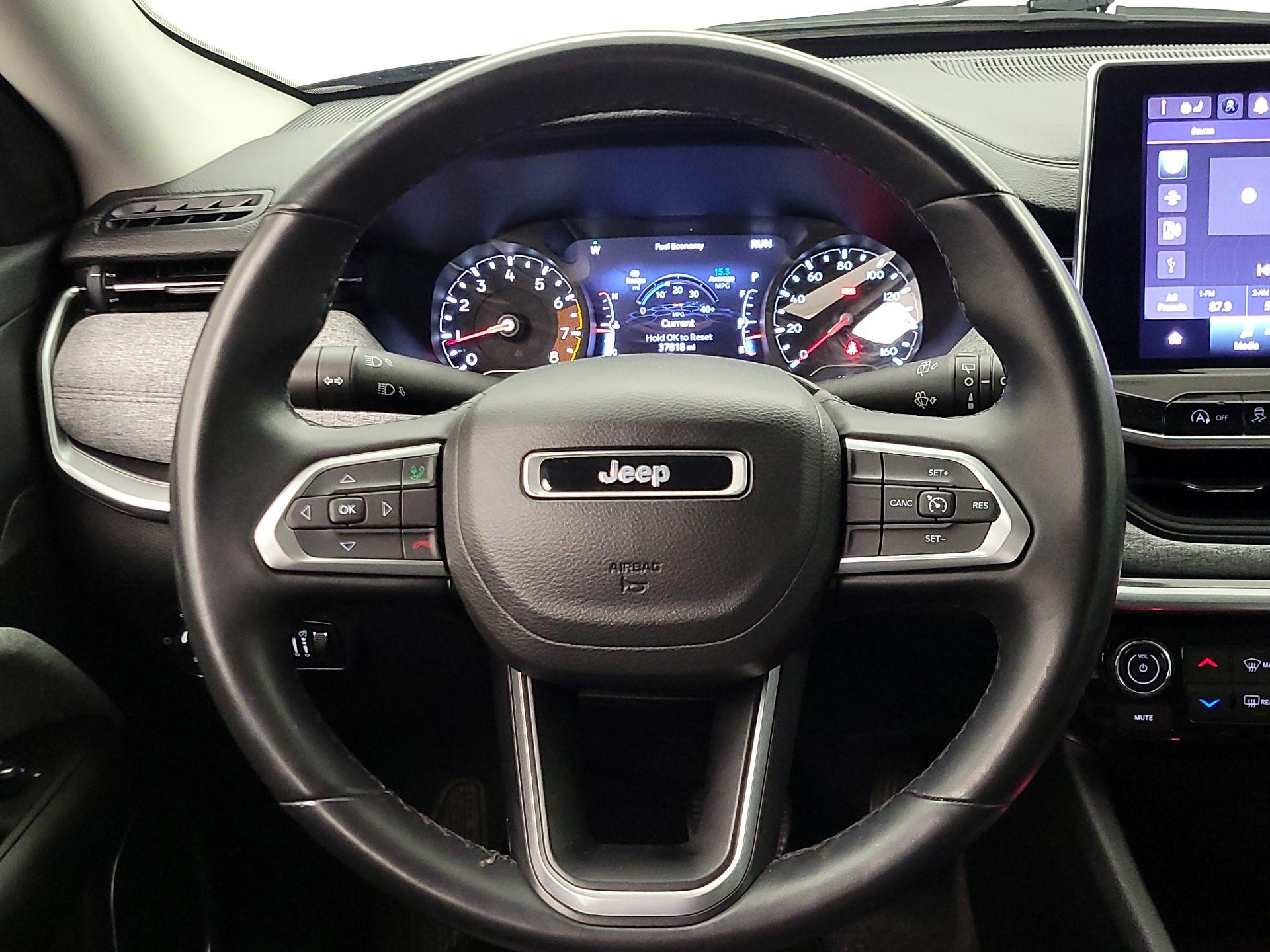 Thumbnail: 2022 Jeep Compass - 10