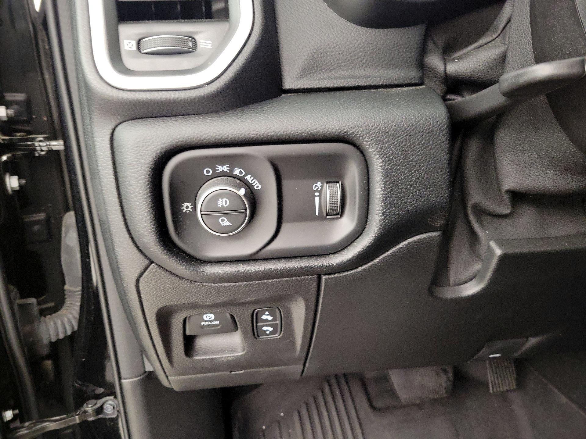 Thumbnail: 2021 RAM 1500 - 13