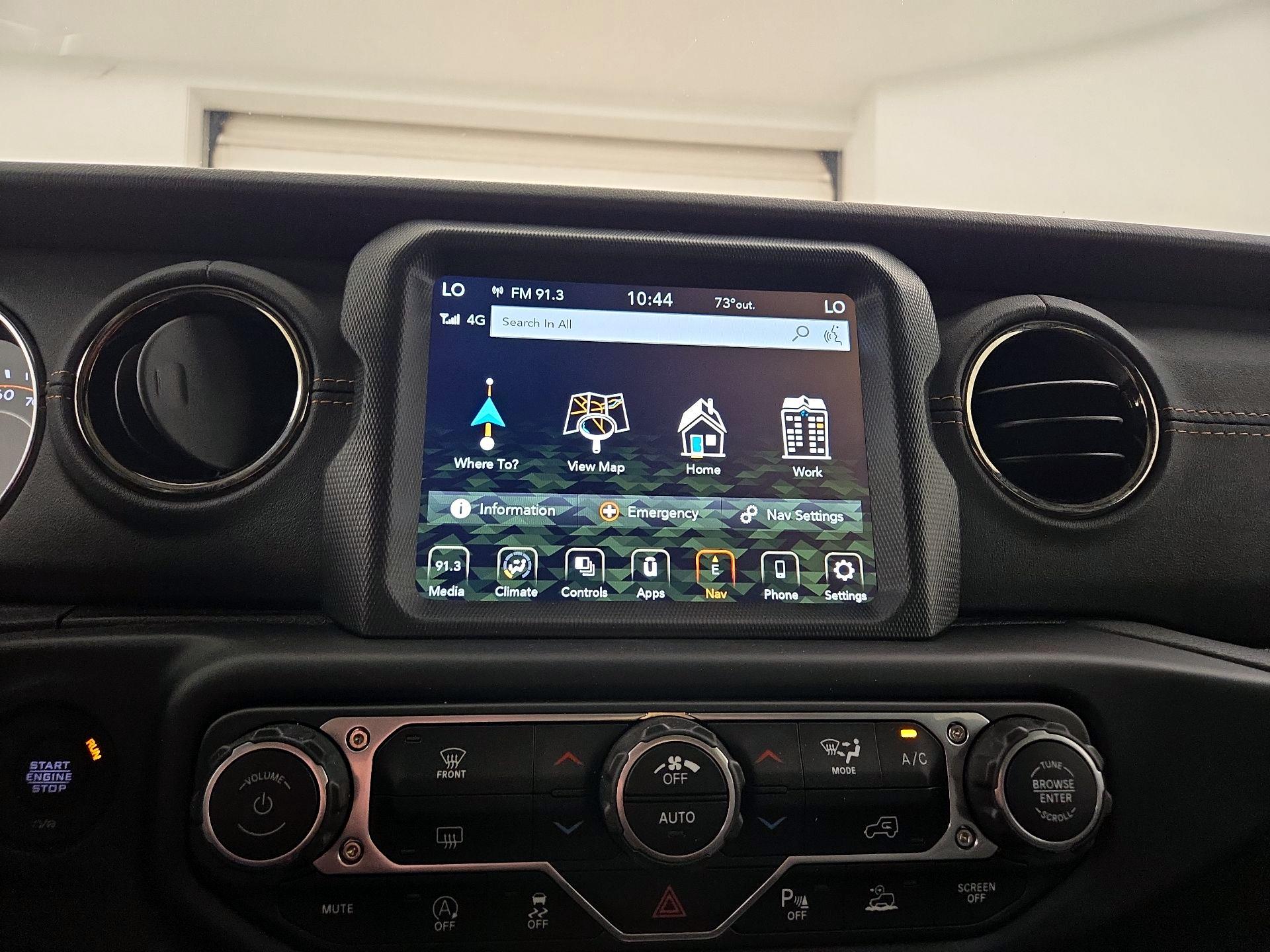 Thumbnail: 2022 Jeep Wrangler - 15