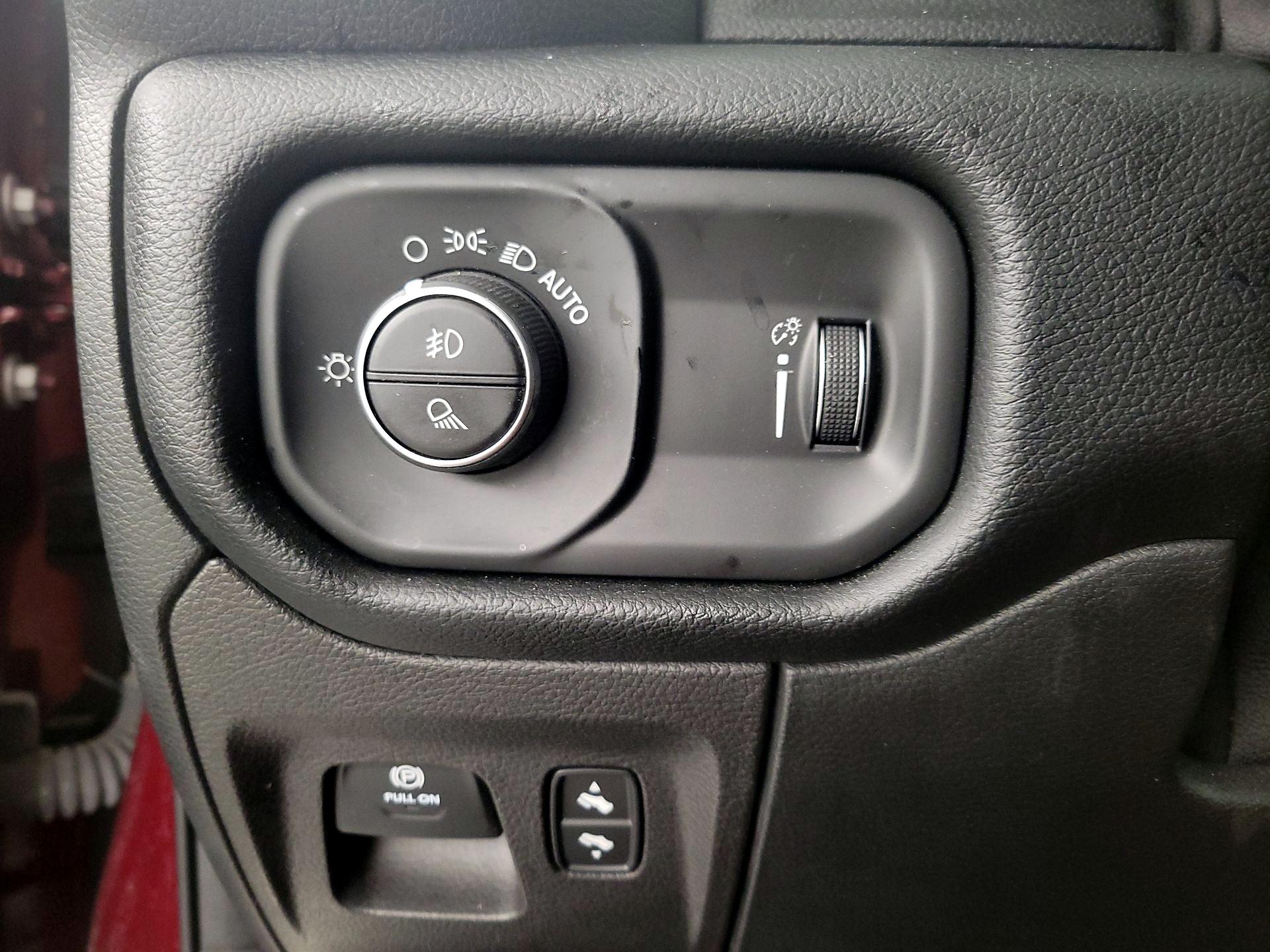 Thumbnail: 2021 RAM 1500 - 13