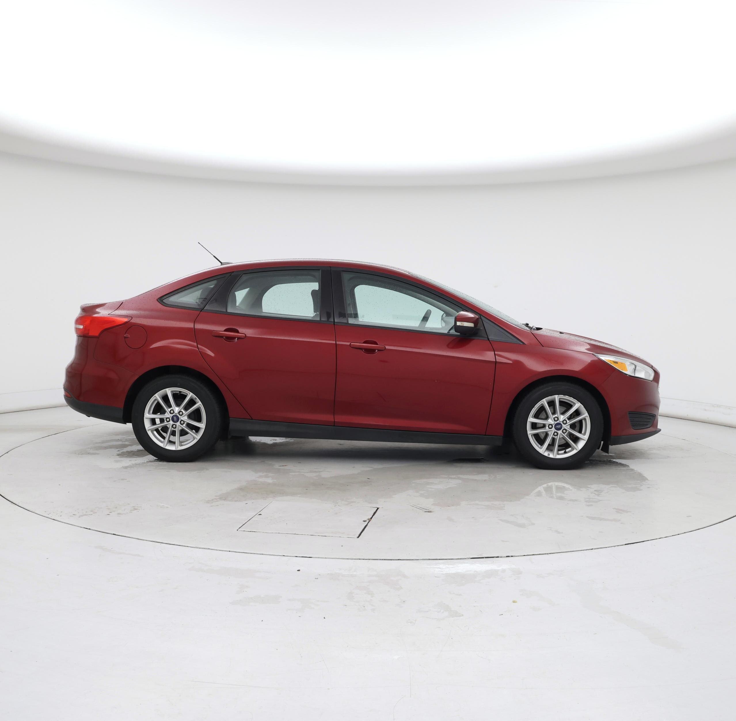 Thumbnail: 2016 Ford Focus - 7