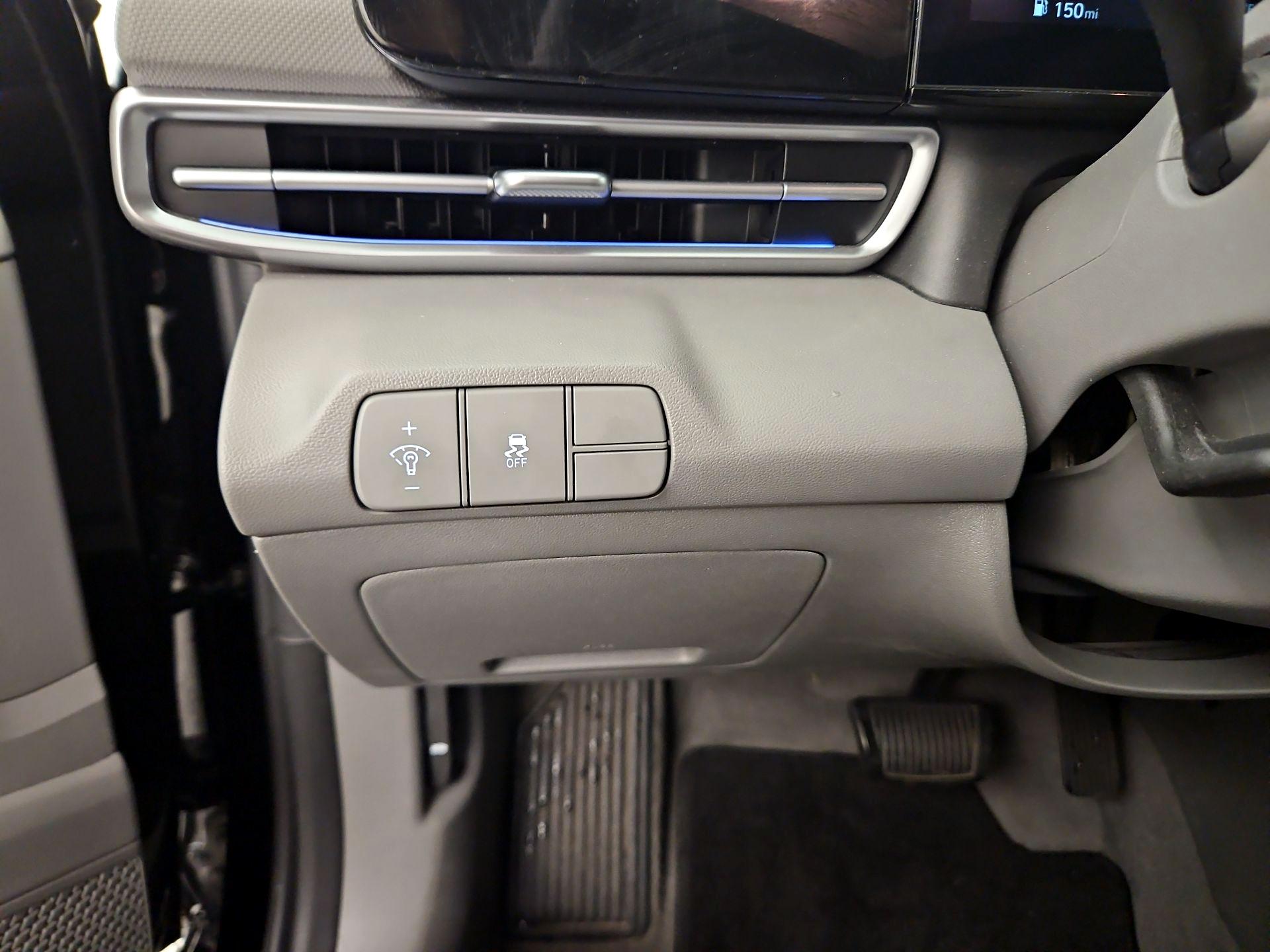 Thumbnail: 2024 Hyundai Elantra - 13