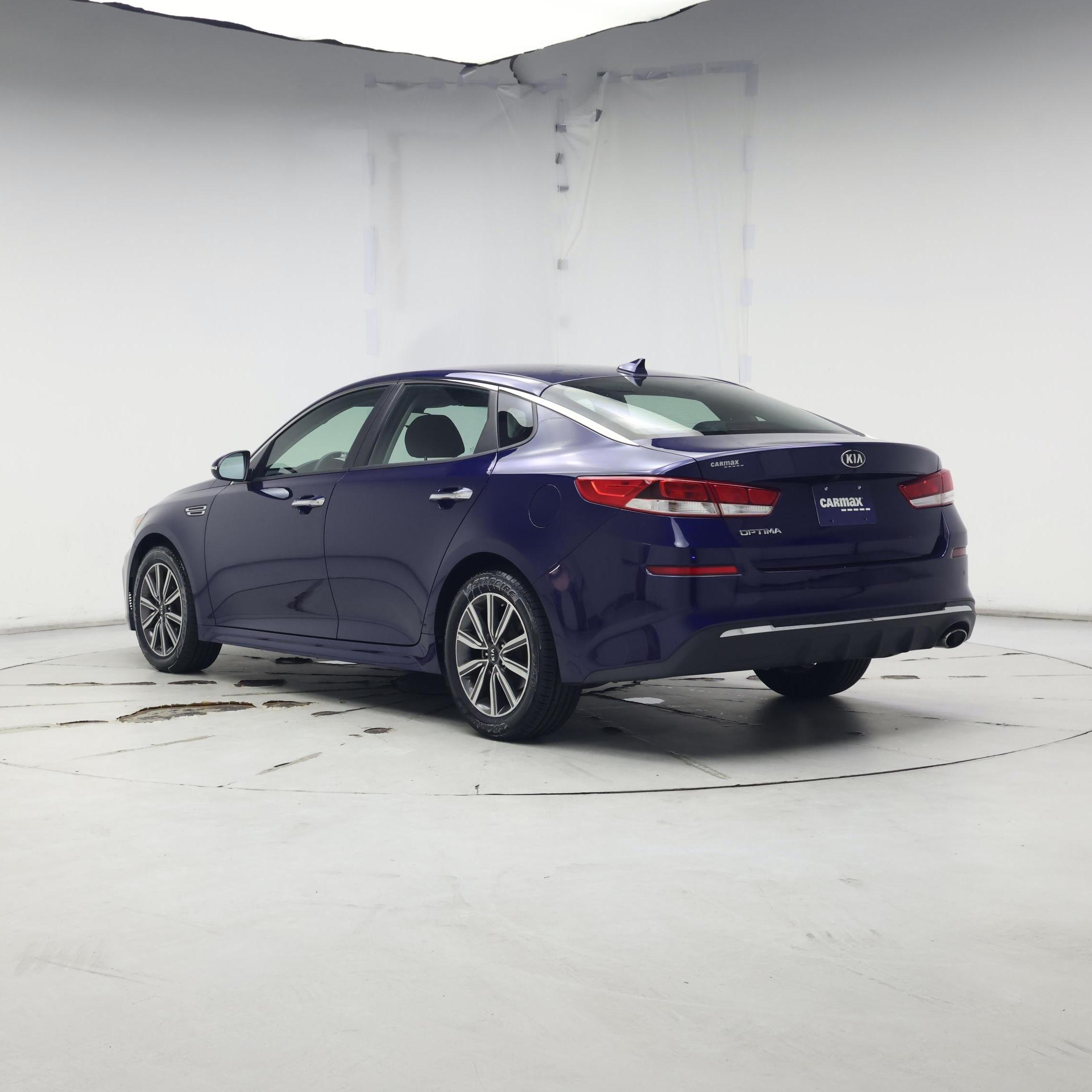 Thumbnail: 2019 Kia Optima - 2