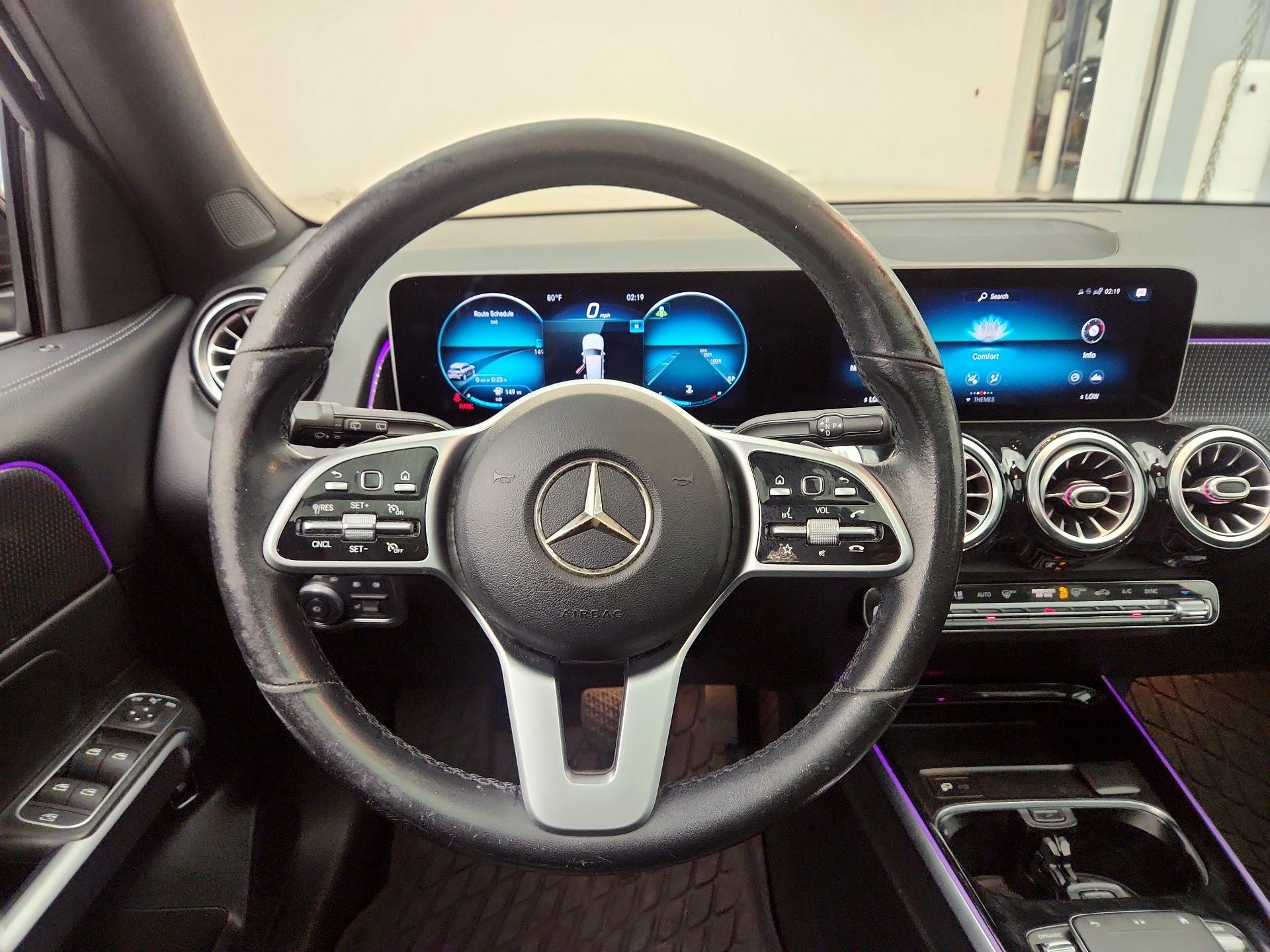 Thumbnail: 2021 Mercedes-Benz GLB - 10
