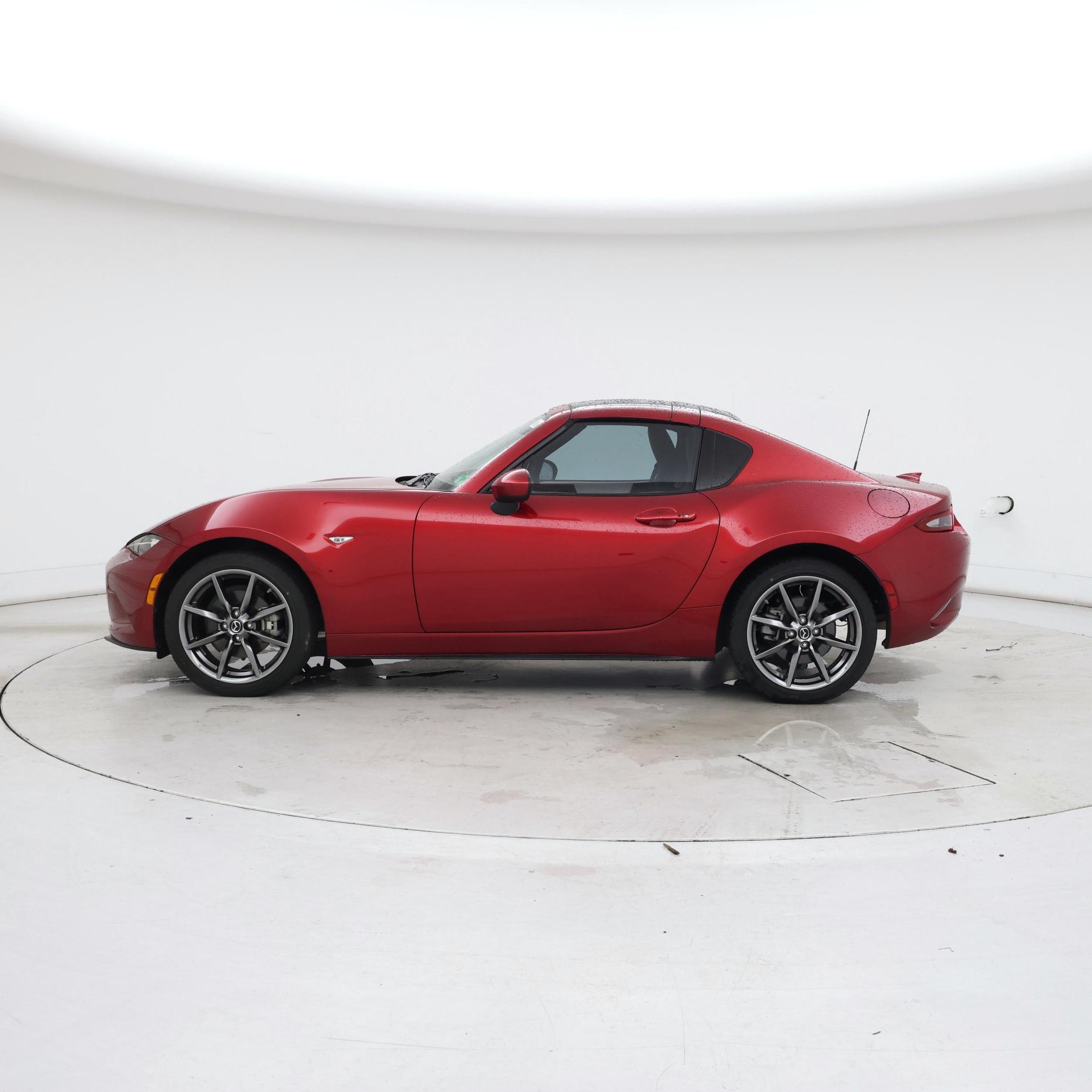 Thumbnail: 2020 Mazda MX-5 Miata - 3