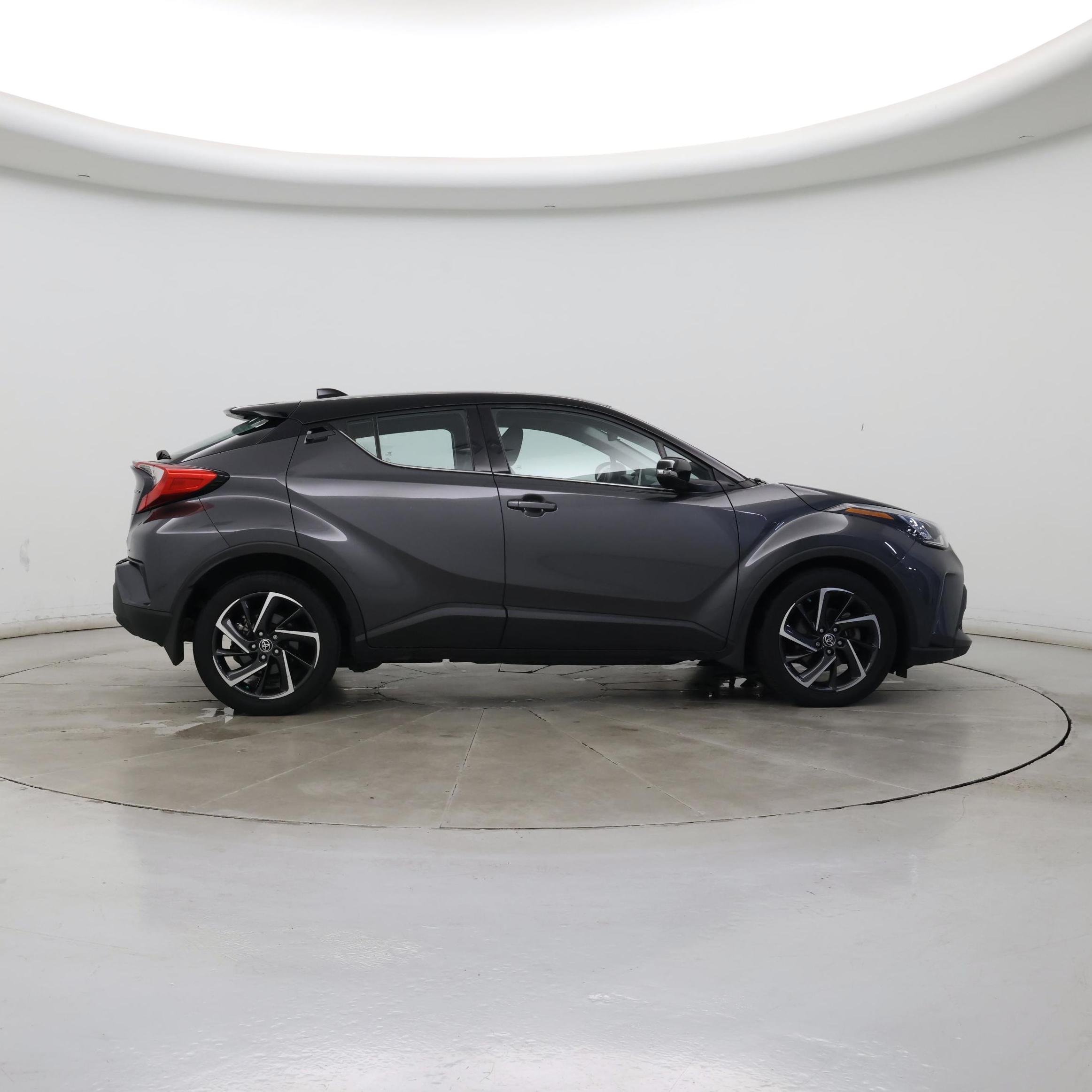 Thumbnail: 2022 Toyota C-HR - 7