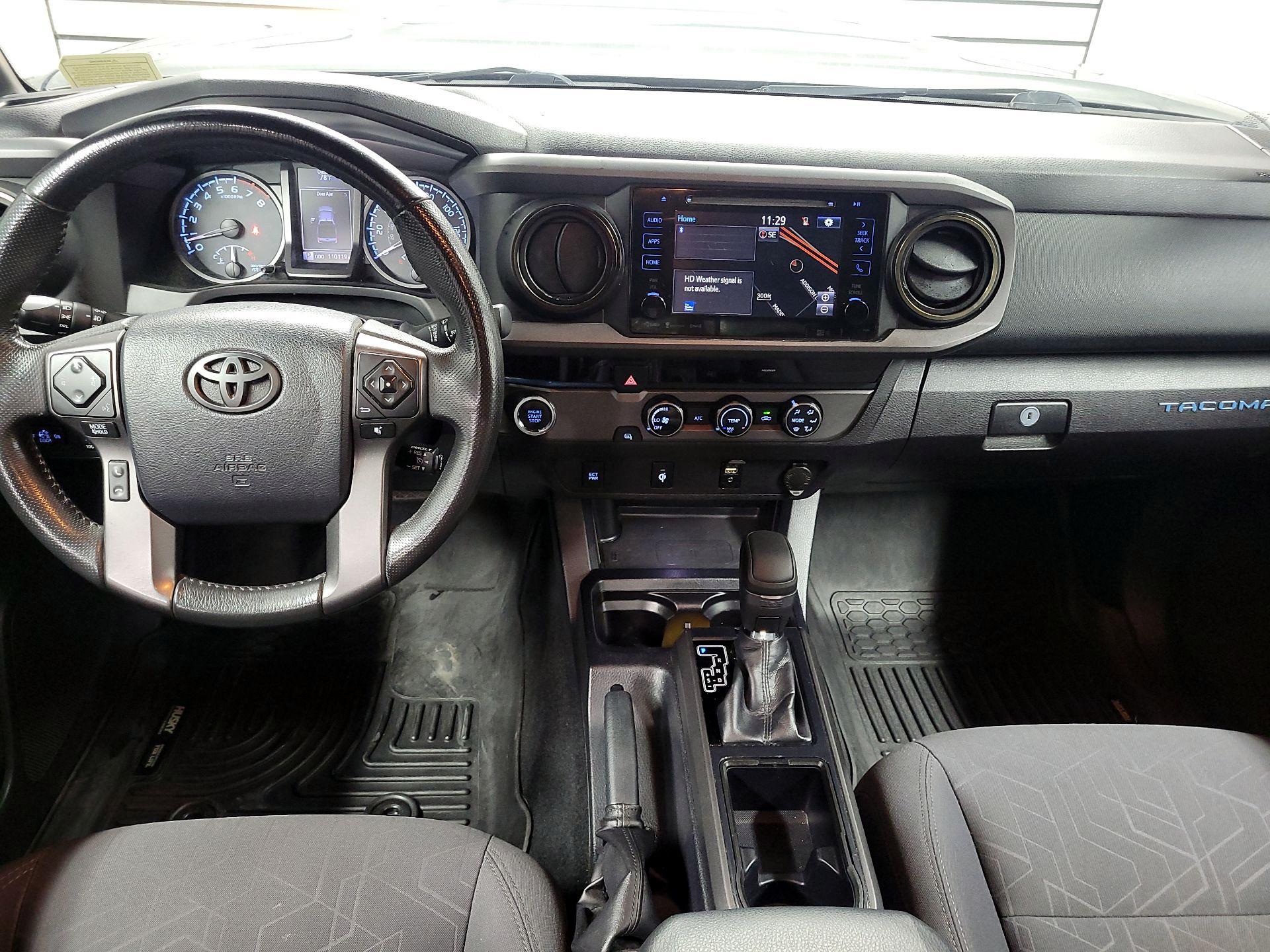 Thumbnail: 2017 Toyota Tacoma - 9