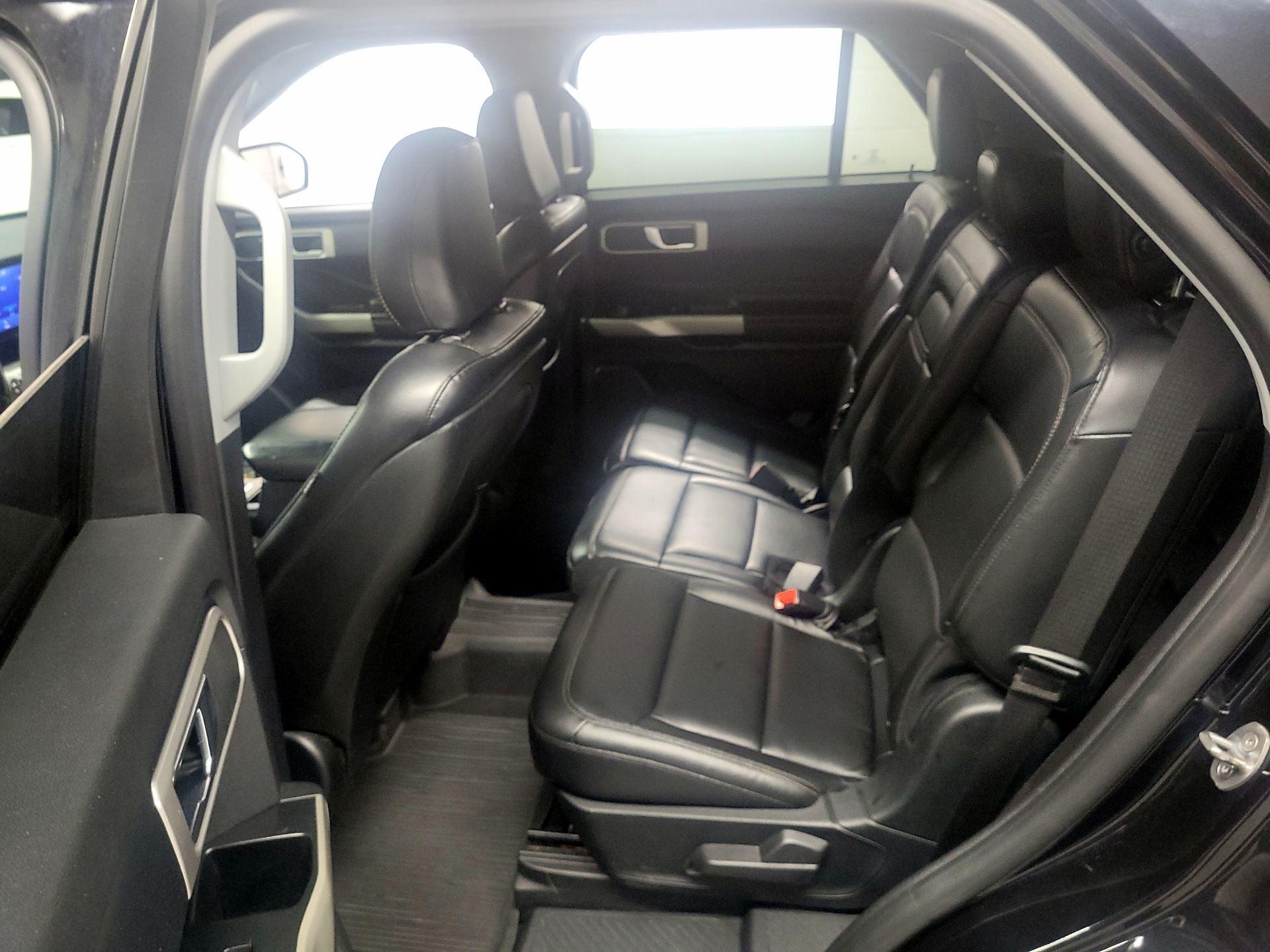 Thumbnail: 2020 Ford Explorer - 17