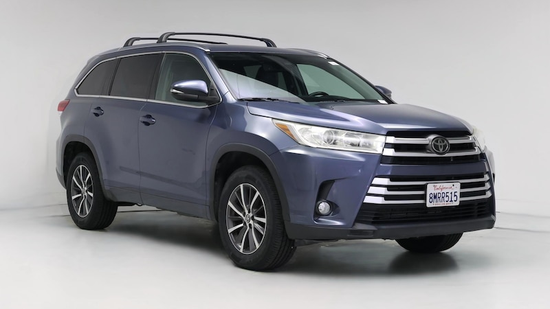 2018 Toyota Highlander XLE Hero Image