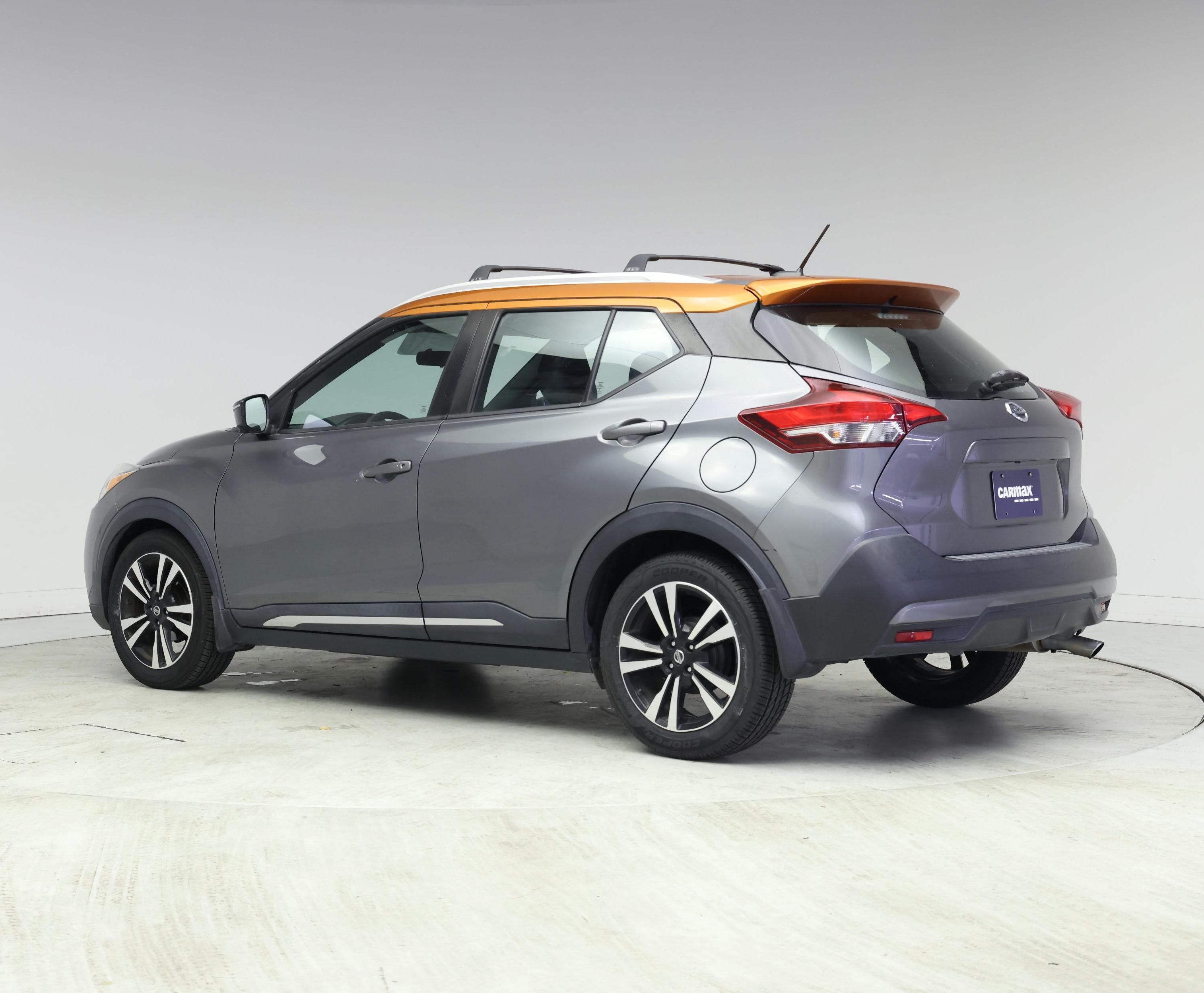 Thumbnail: 2018 Nissan Kicks - 2
