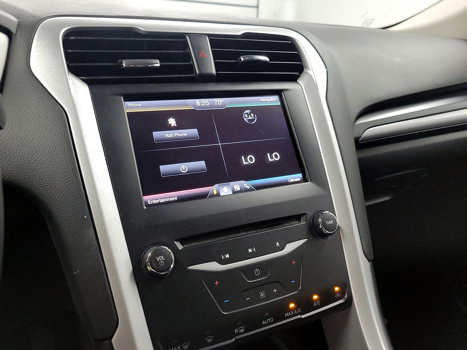 Thumbnail: 2014 Ford Fusion - 15