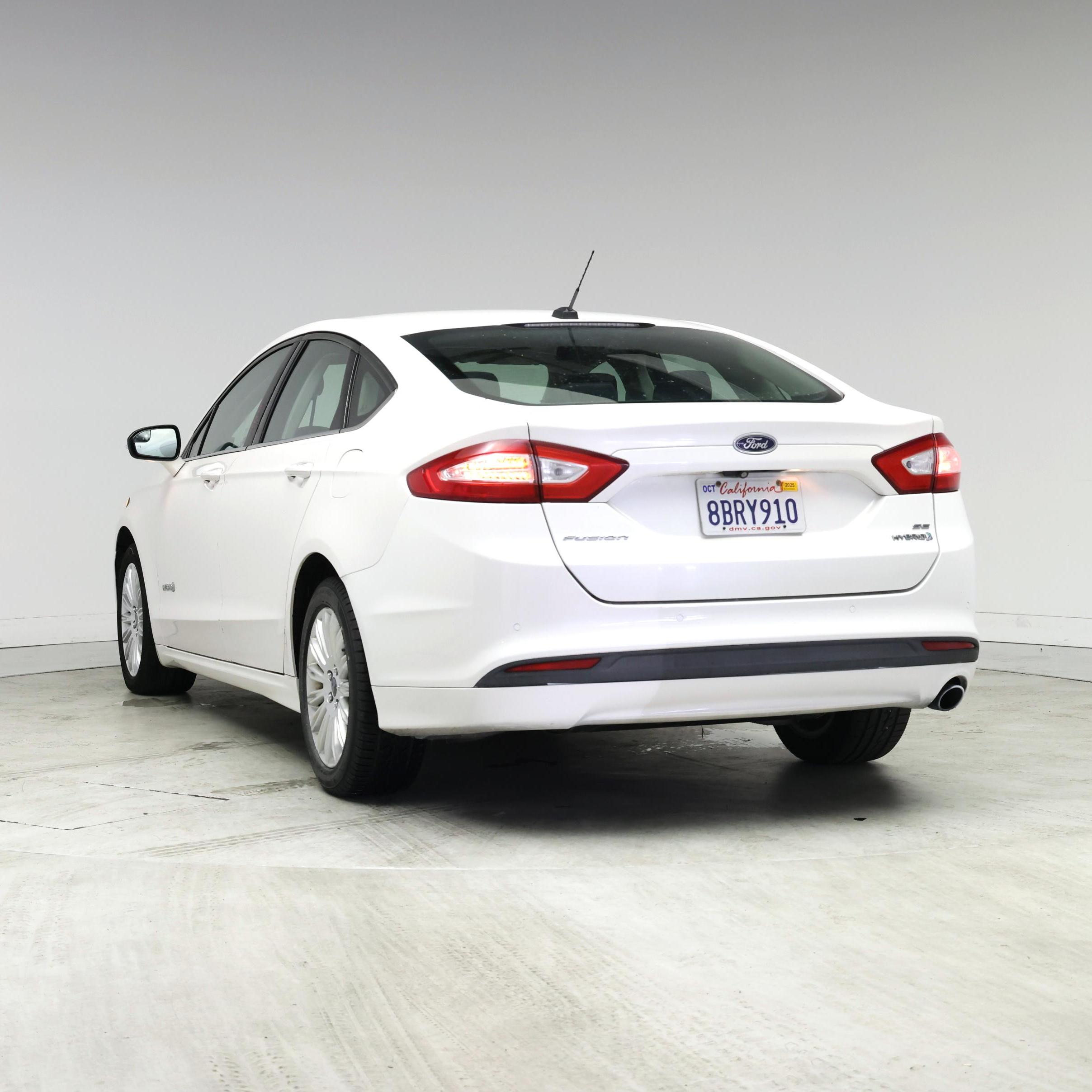 Thumbnail: 2014 Ford Fusion - 2