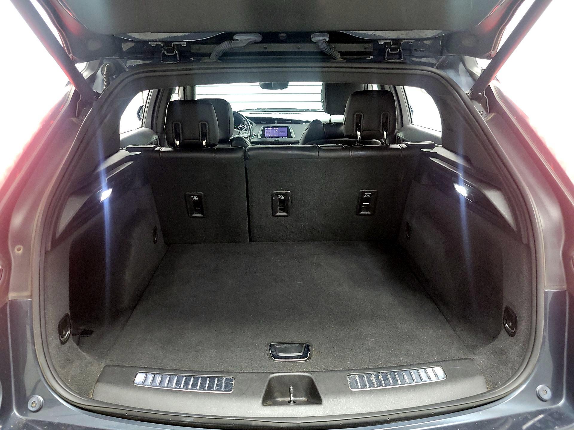 Thumbnail: 2019 Cadillac XT4 - 18