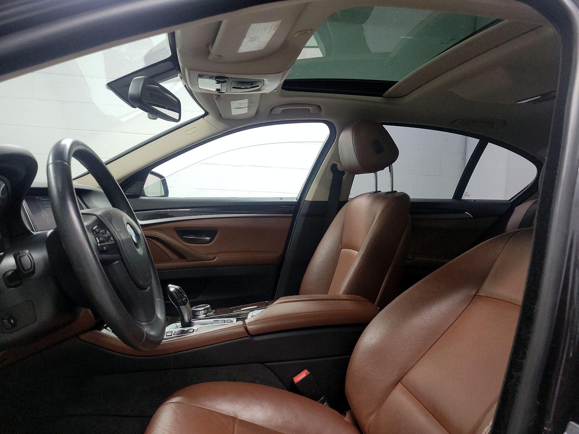 Thumbnail: 2014 BMW 5 Series - 18