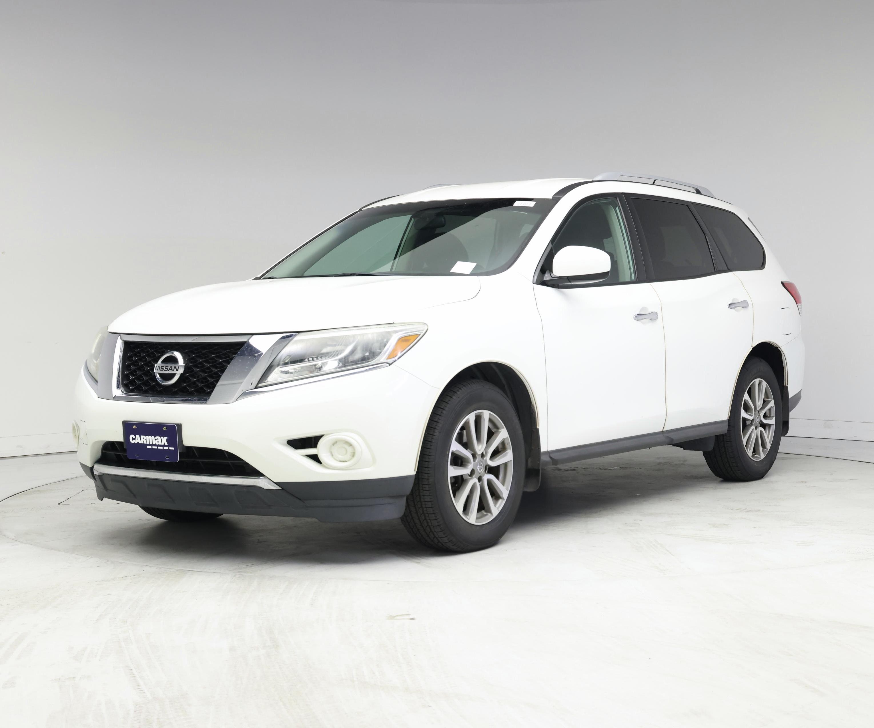Thumbnail: 2016 Nissan Pathfinder - 4