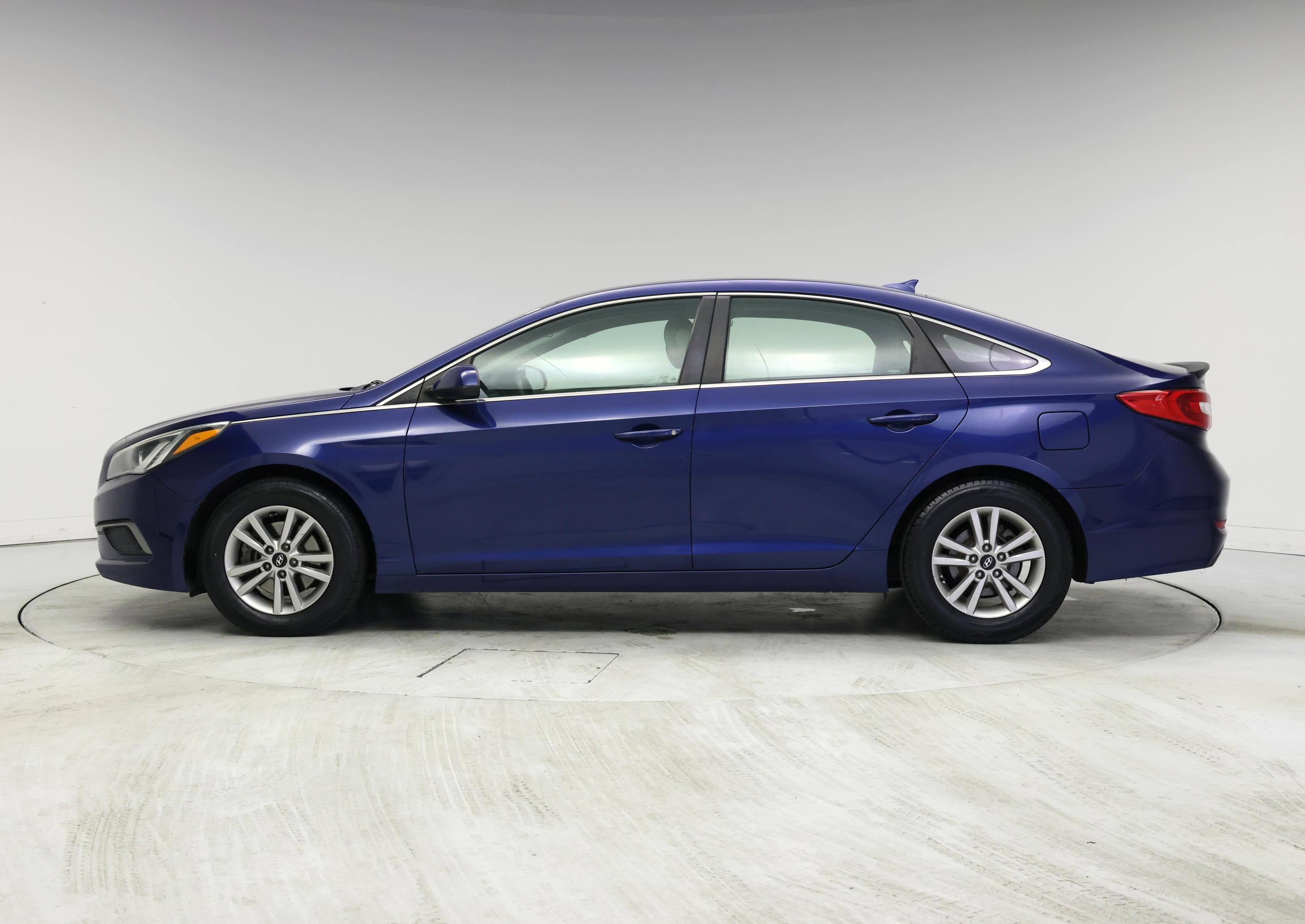 Thumbnail: 2017 Hyundai Sonata - 3
