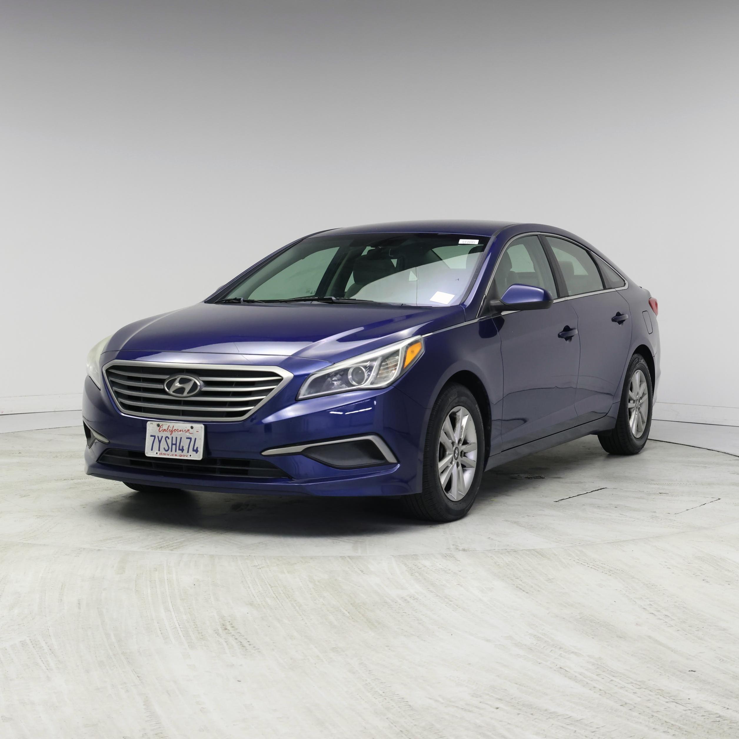 Thumbnail: 2017 Hyundai Sonata - 4