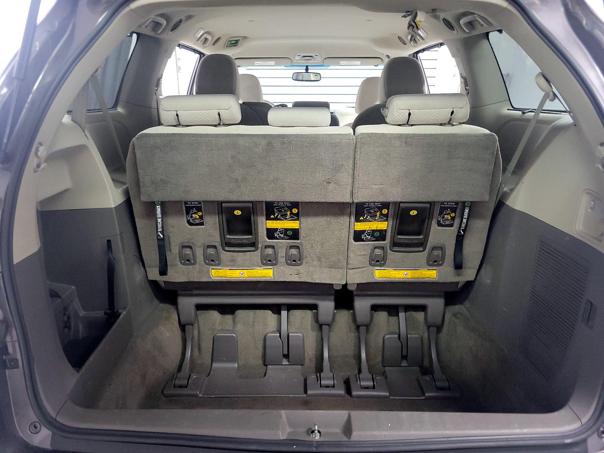 Thumbnail: 2013 Toyota Sienna - 18