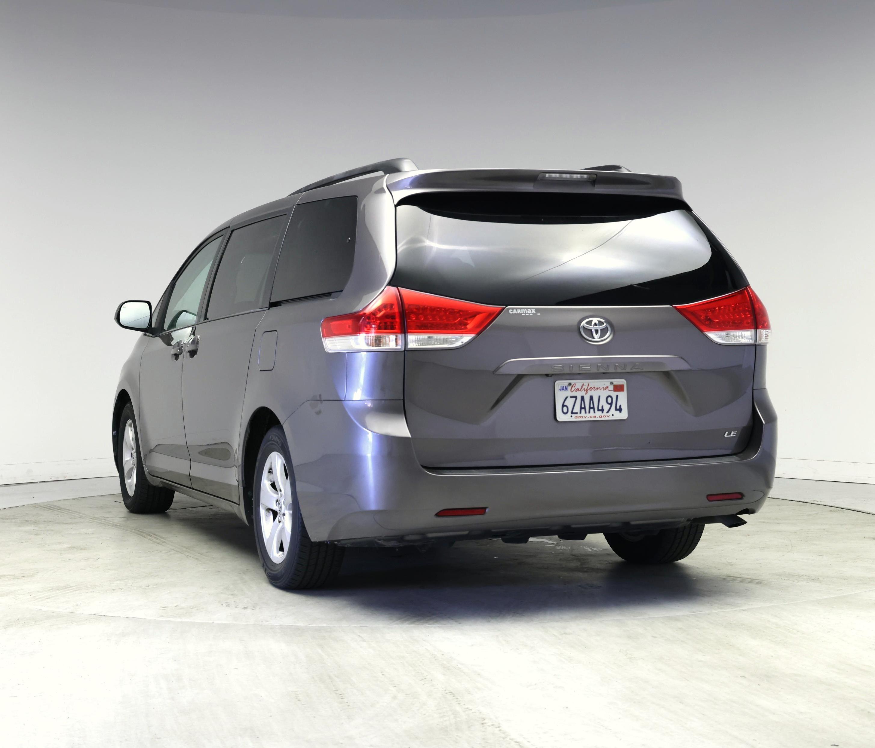 Thumbnail: 2013 Toyota Sienna - 2