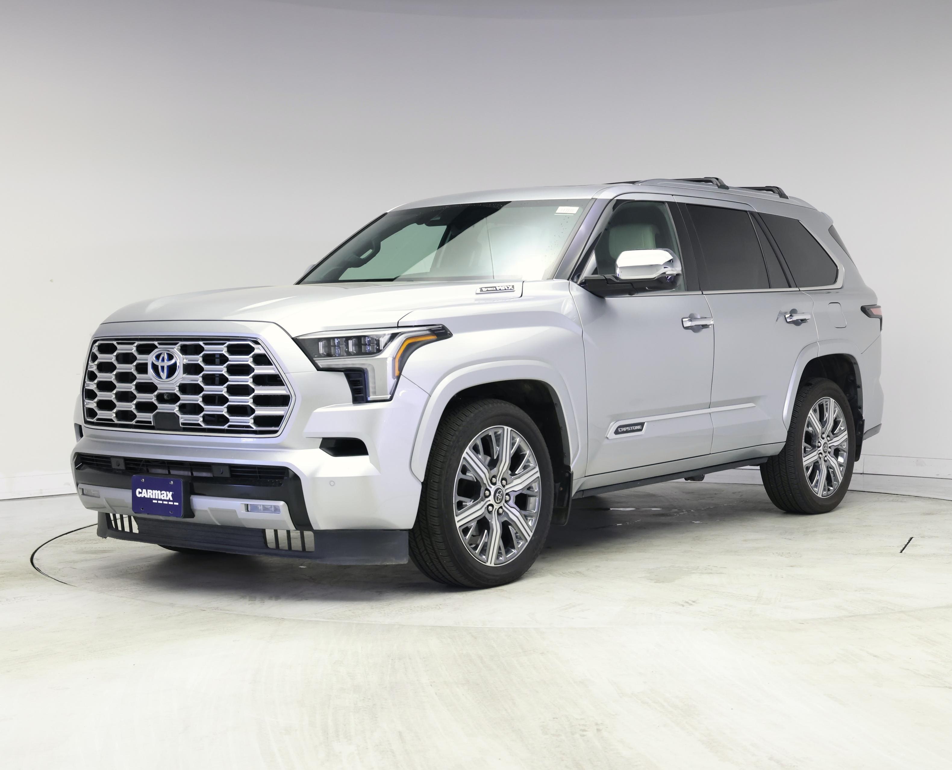 Thumbnail: 2023 Toyota Sequoia - 4