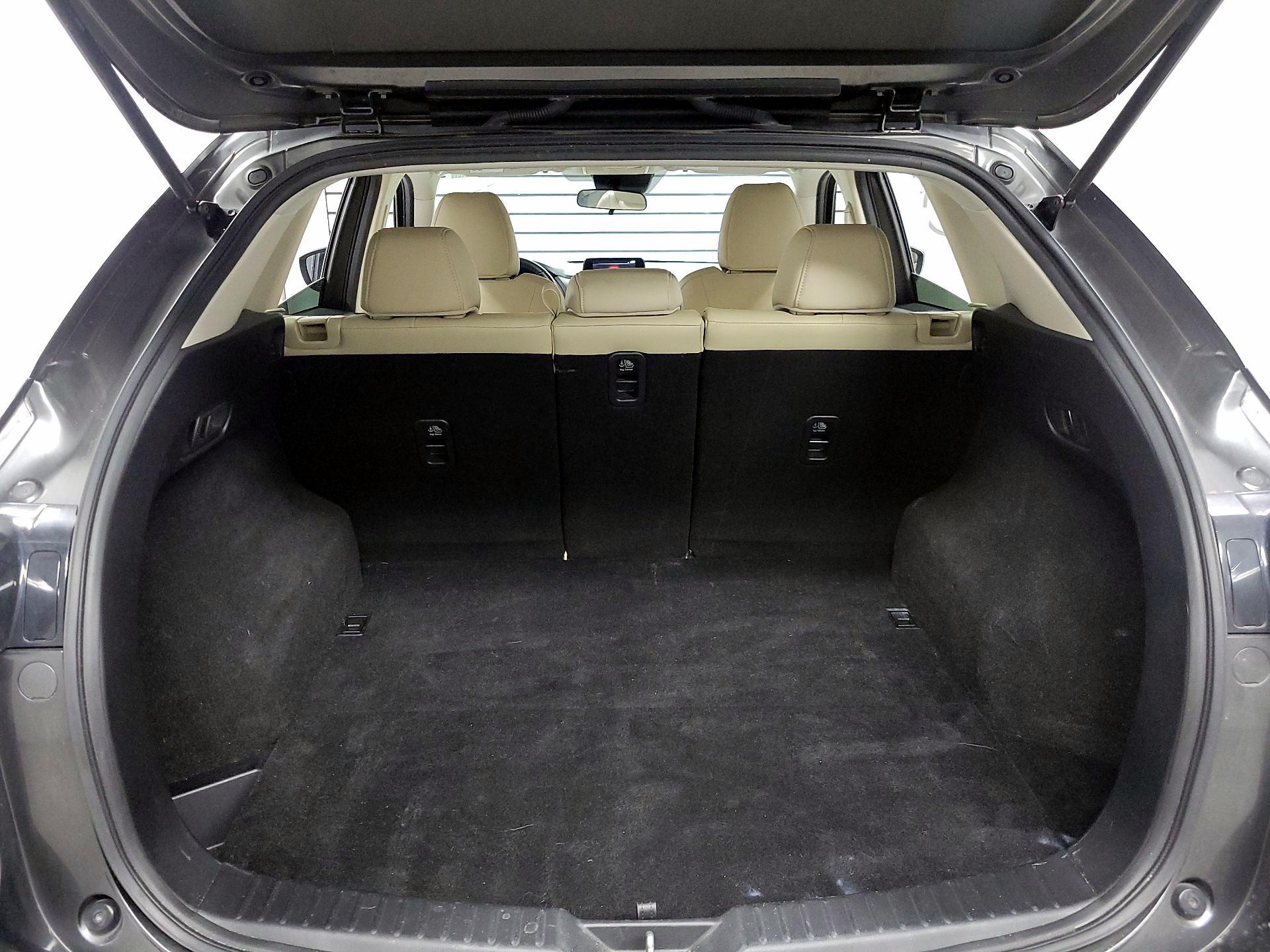 Thumbnail: 2020 Mazda CX-5 - 18