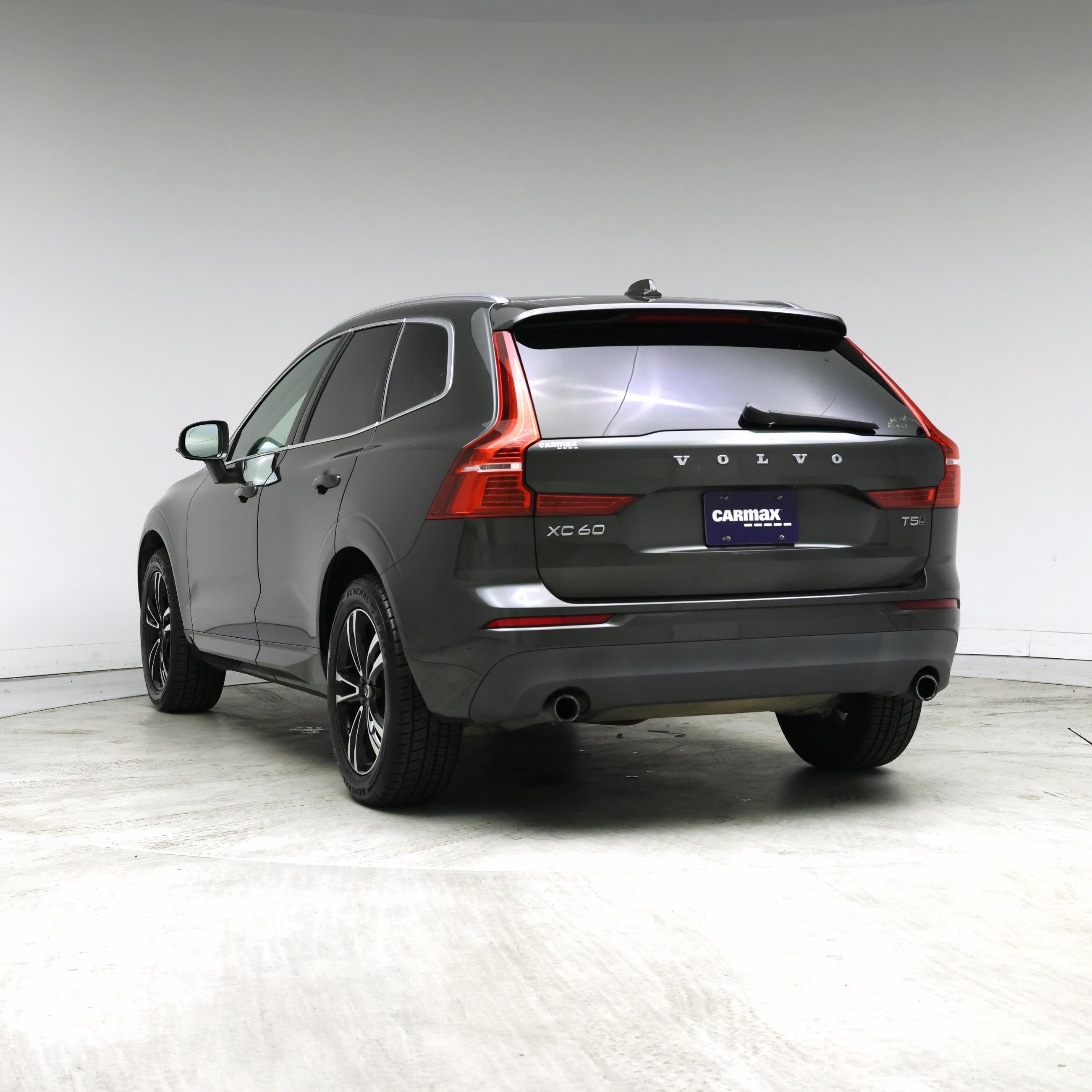 Thumbnail: 2018 Volvo XC60 - 2