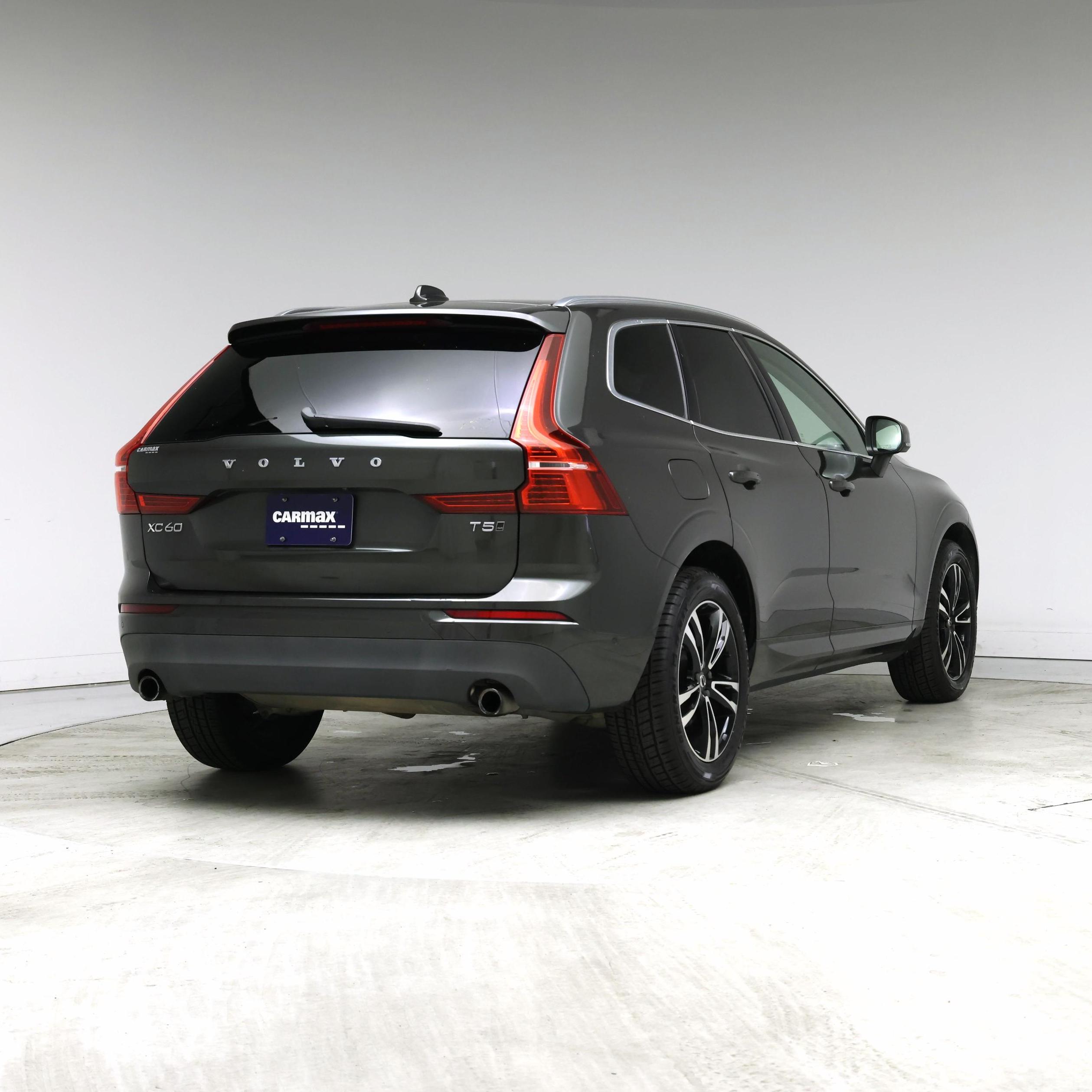 Thumbnail: 2018 Volvo XC60 - 8
