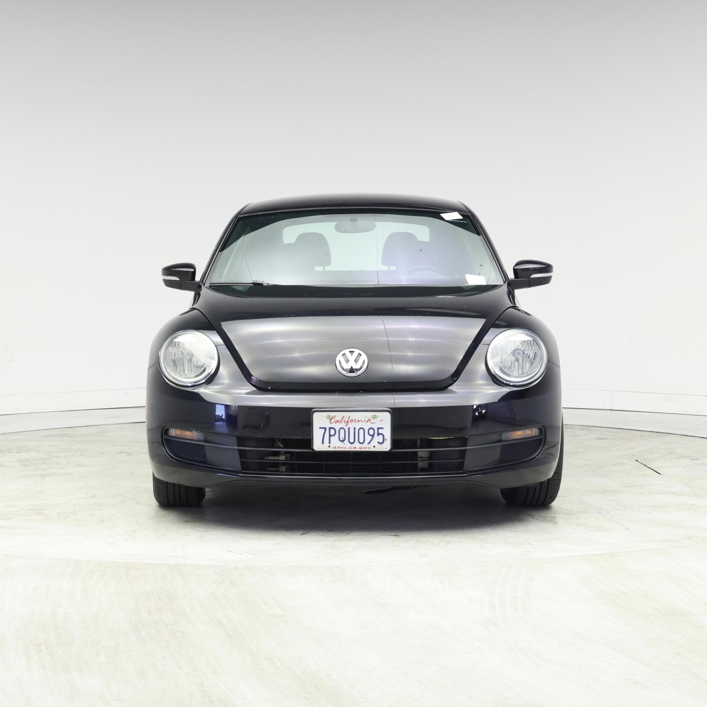 Thumbnail: 2015 Volkswagen Beetle - 5