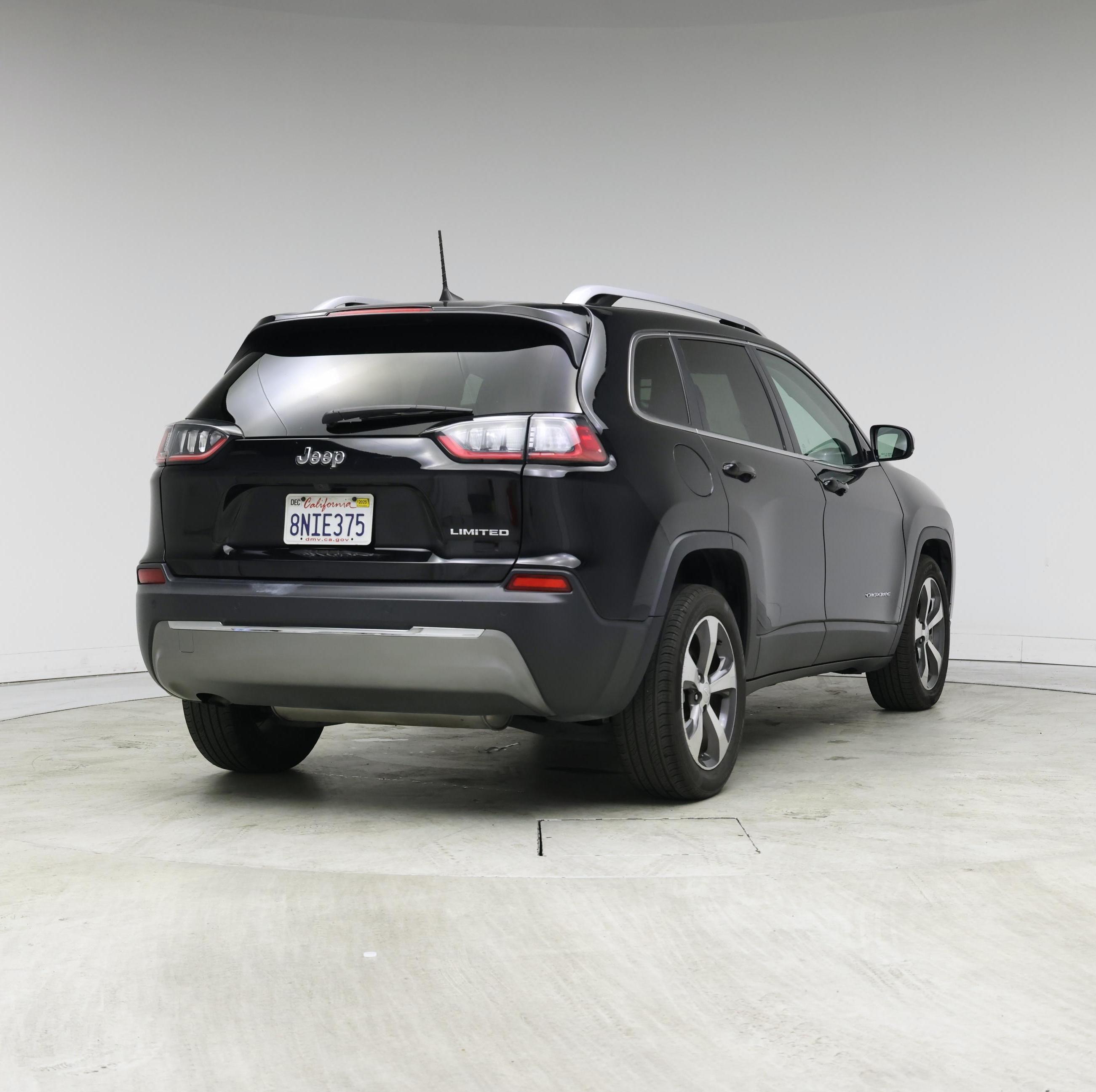 Thumbnail: 2020 Jeep Cherokee - 8
