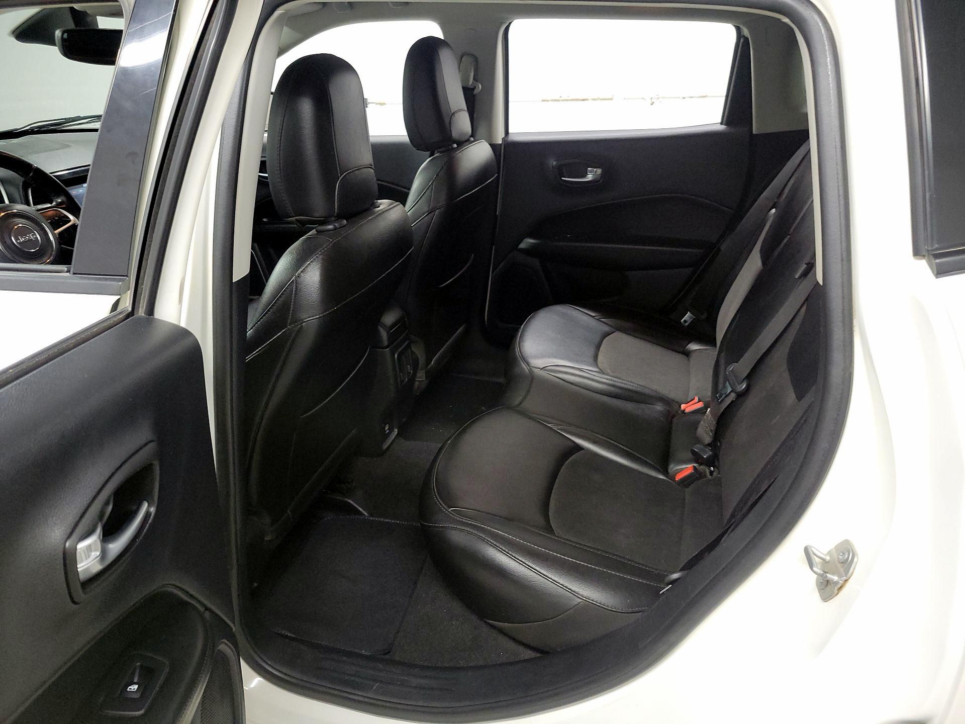 Thumbnail: 2020 Jeep Compass - 19