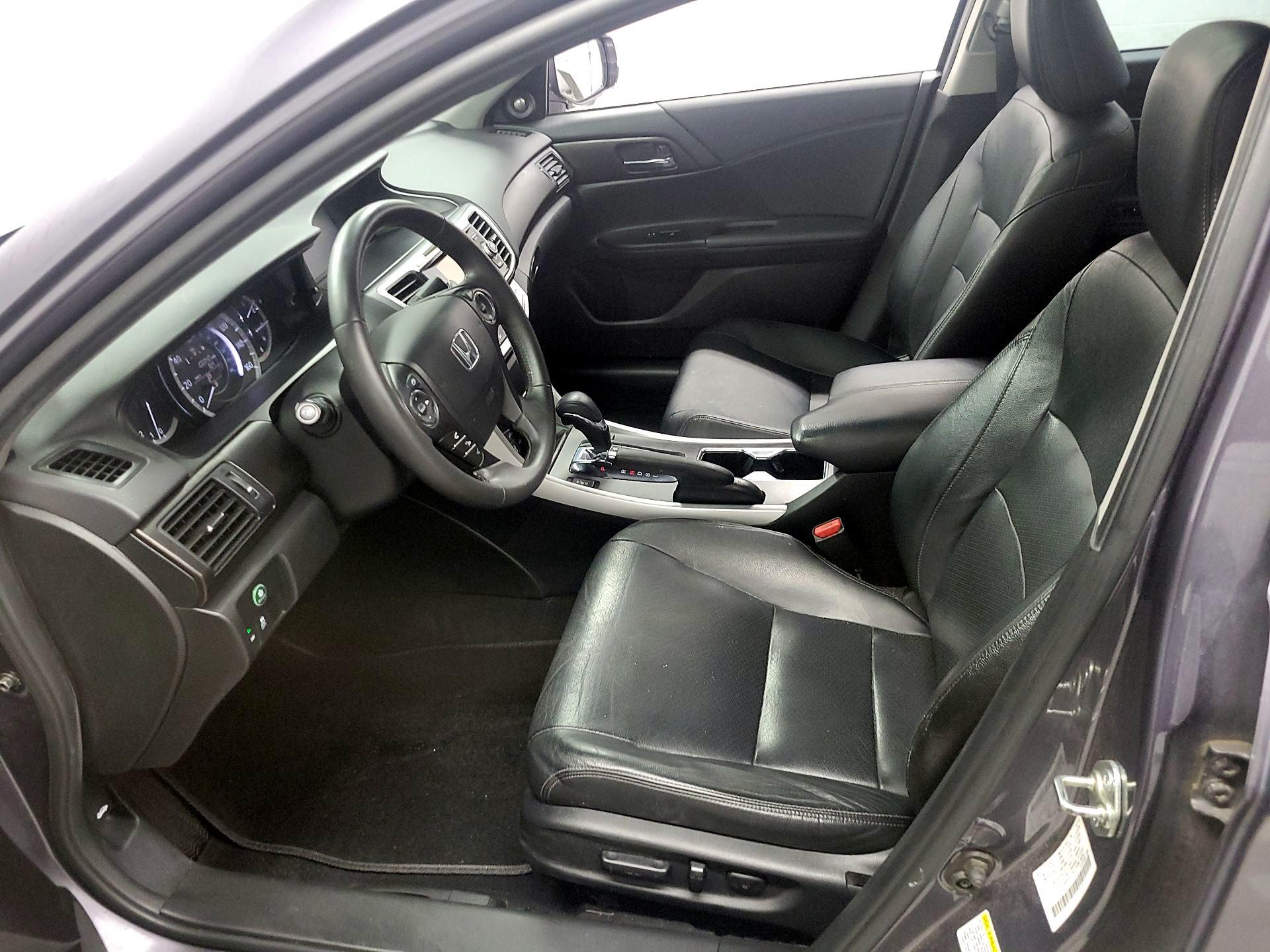 Thumbnail: 2015 Honda Accord - 11
