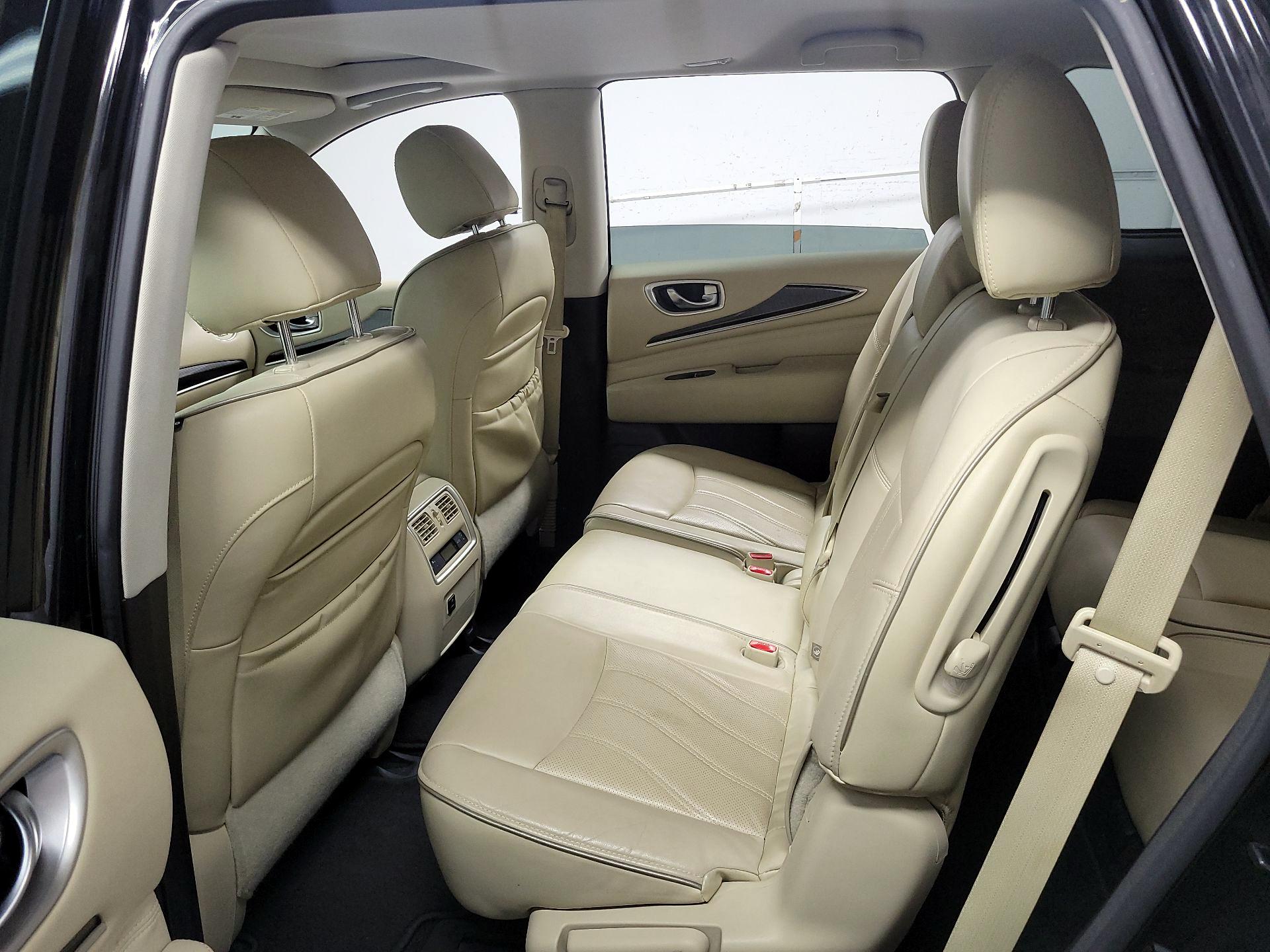 Thumbnail: 2017 INFINITI QX60 - 18