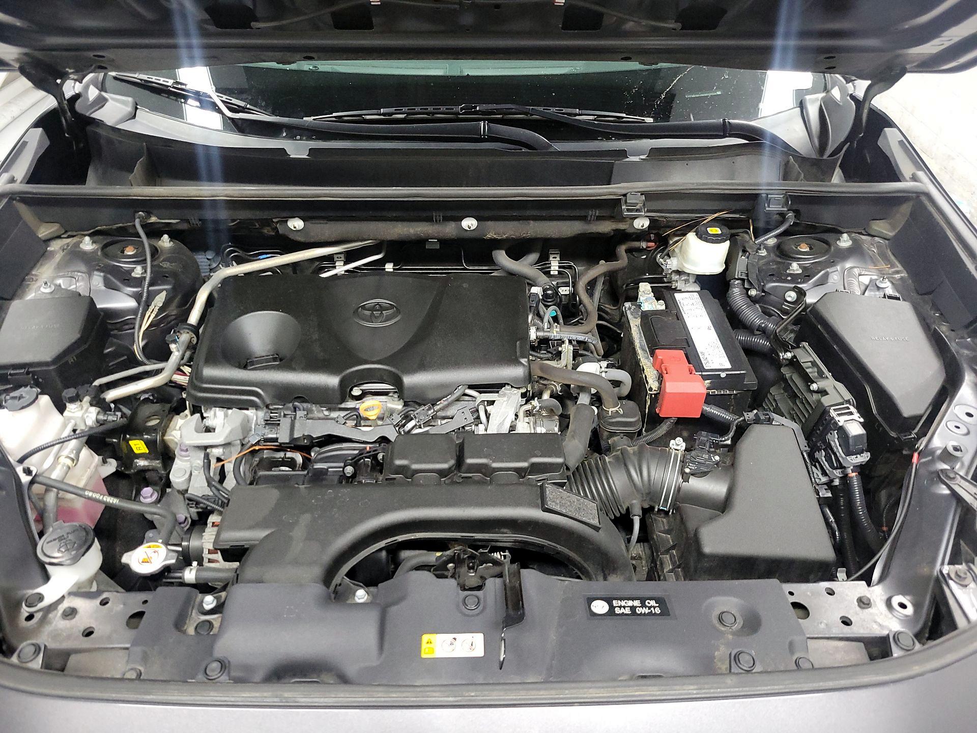 Thumbnail: 2019 Toyota RAV4 - 20