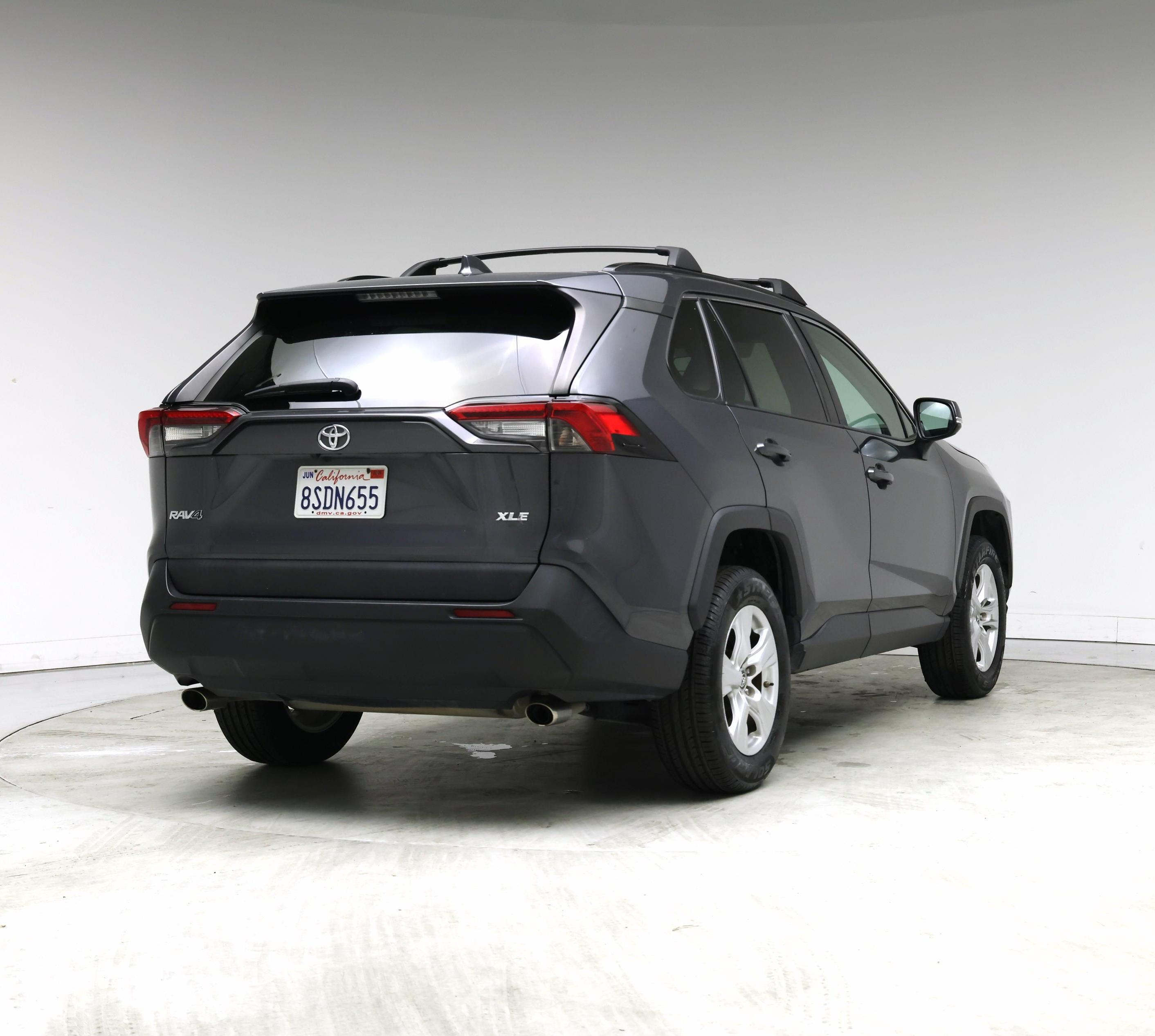 Thumbnail: 2019 Toyota RAV4 - 8