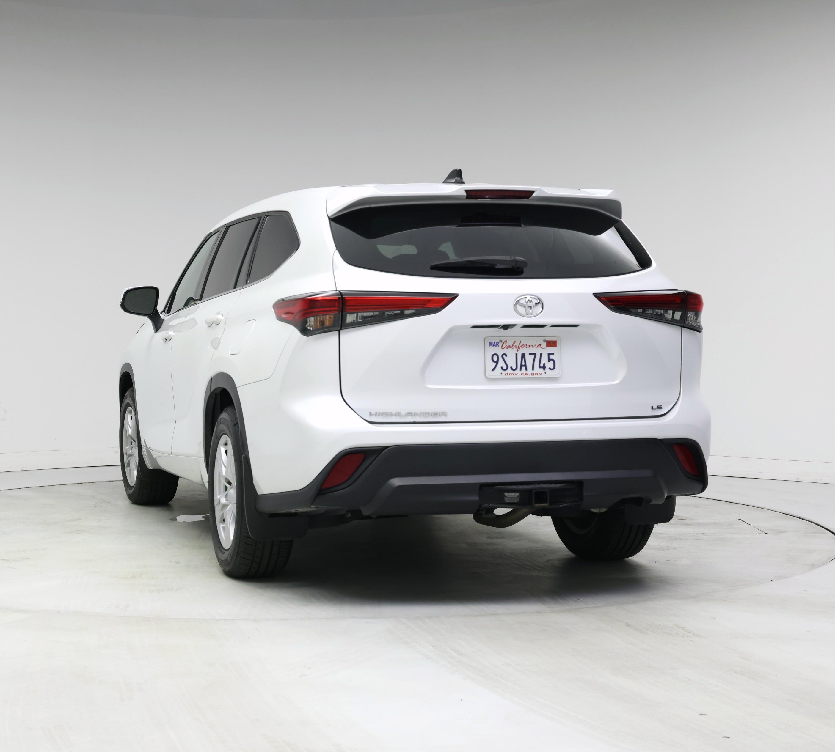 Thumbnail: 2022 Toyota Highlander - 6