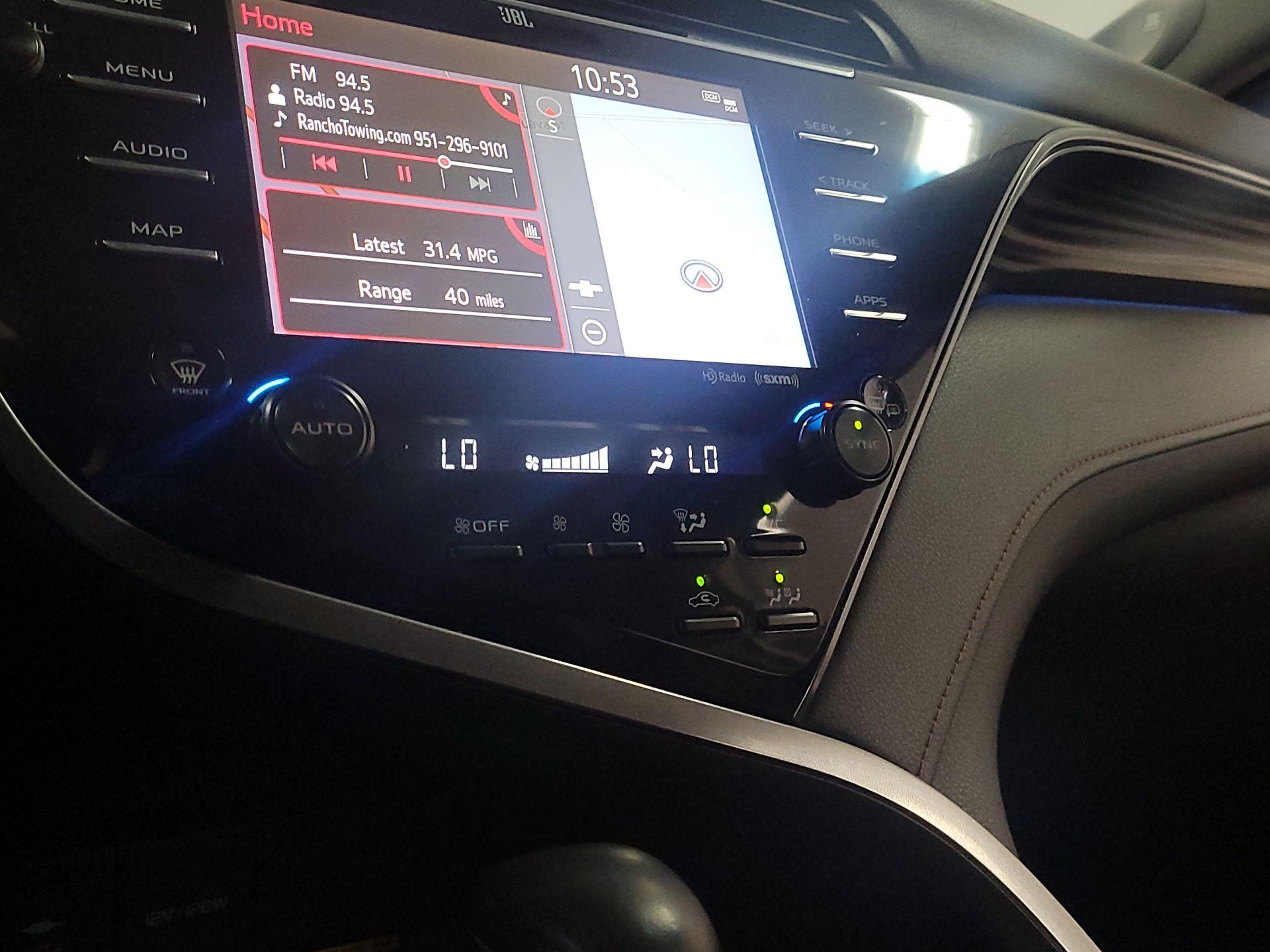 Thumbnail: 2019 Toyota Camry - 16