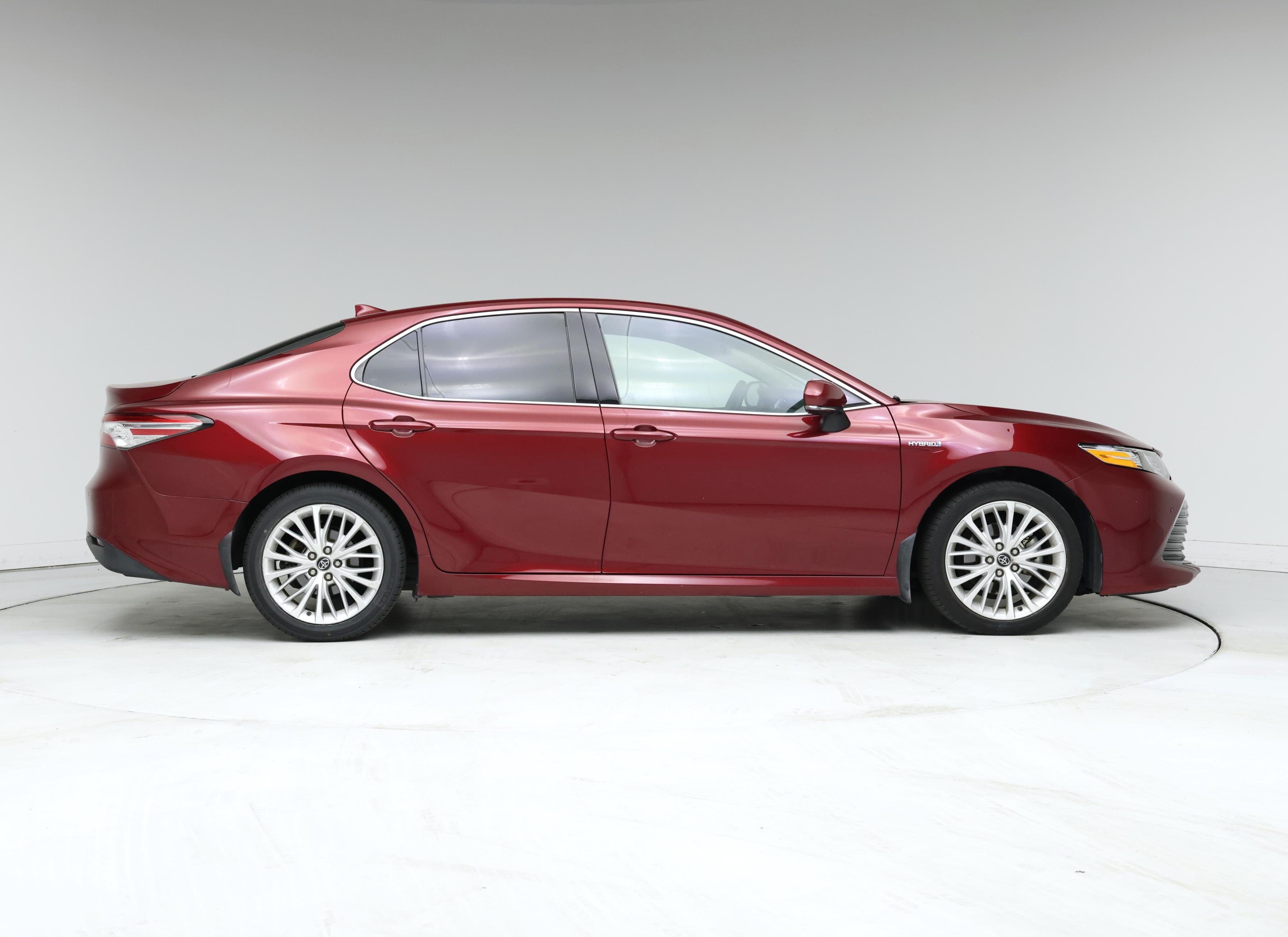 Thumbnail: 2019 Toyota Camry - 7