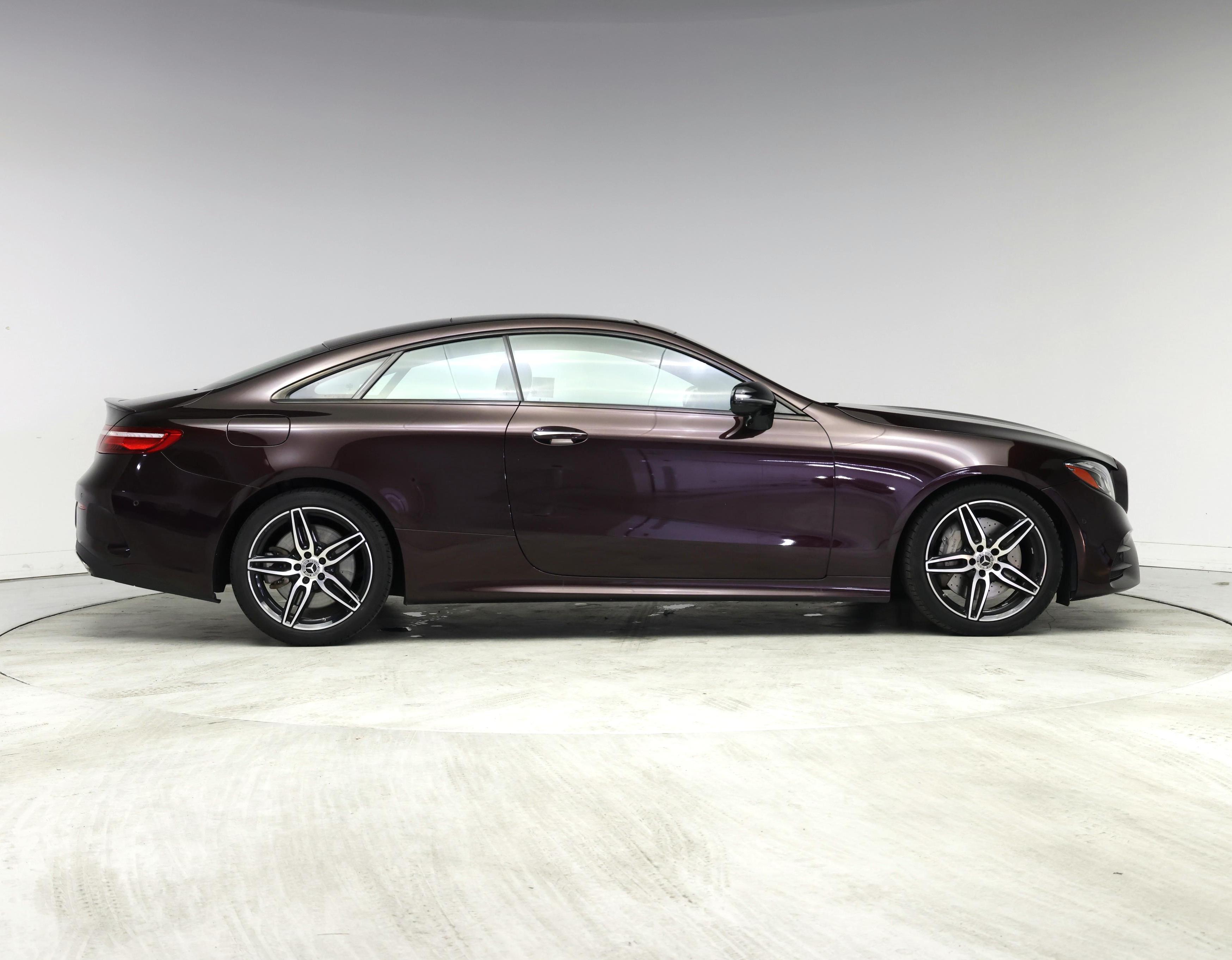 Thumbnail: 2019 Mercedes-Benz E-Class - 7