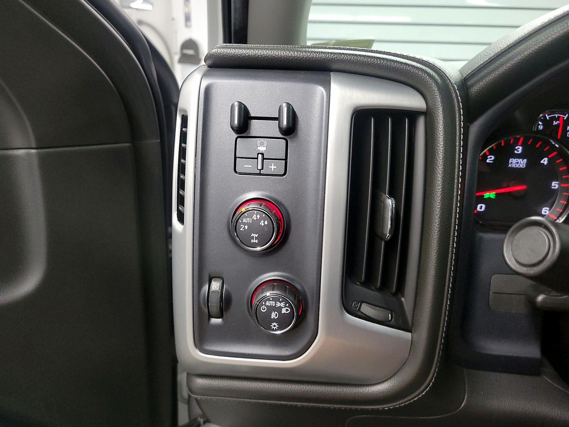 Thumbnail: 2016 GMC Sierra 1500 - 13