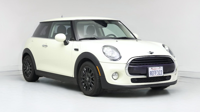 2018 MINI Cooper Hardtop  Hero Image
