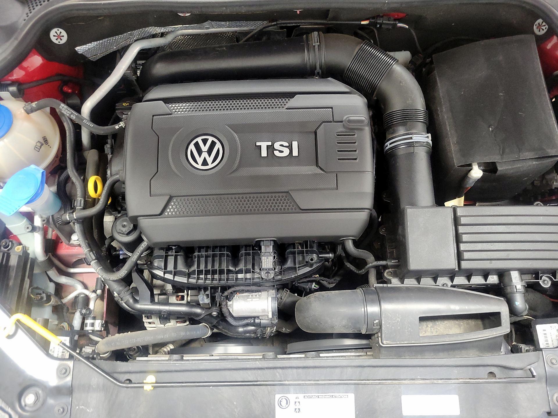 Thumbnail: 2015 Volkswagen Jetta - 19